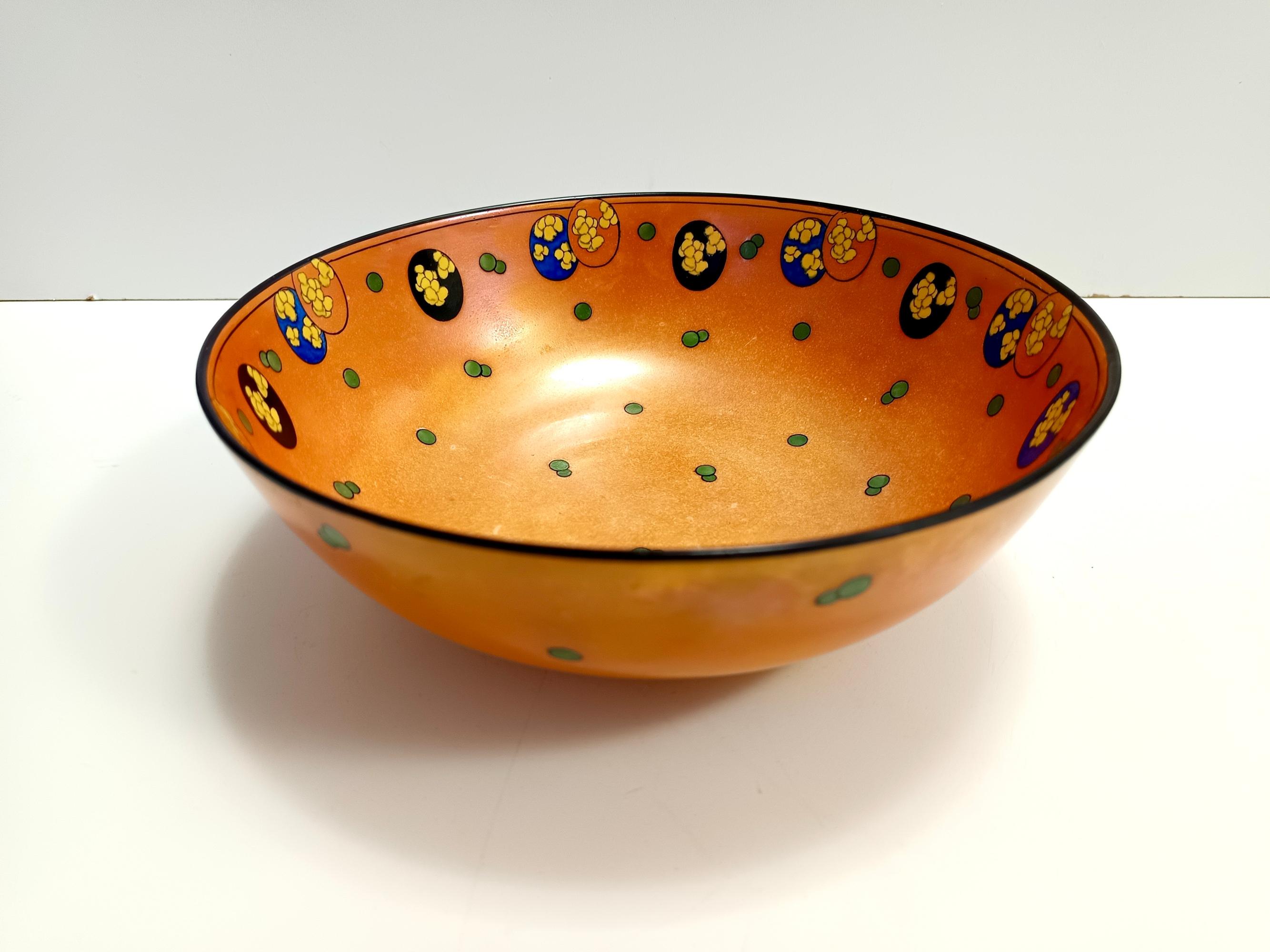 Orange Lacquered Porcelain Catchall by Royal Doulton, England In Good Condition For Sale In Bresso, Lombardy