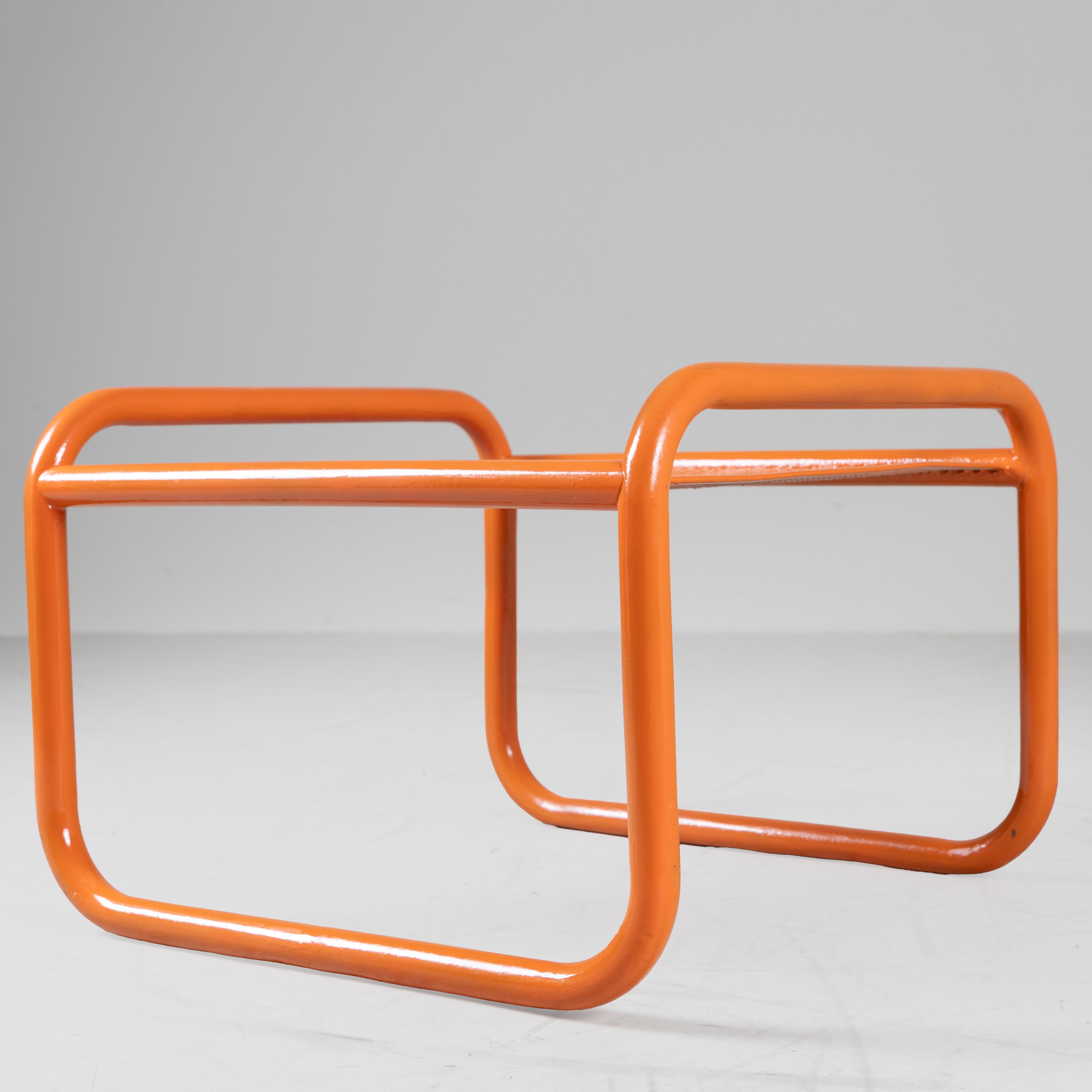 Orange Locus Solus Bank oder einzelner niedriger Tisch by Gae Aulenti Poltronova im Angebot 2