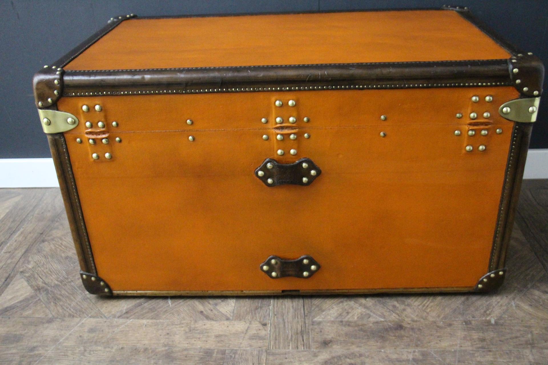 Orange Louis Vuitton Trunk, Vuitton Courrier Trunk, Louis Vuitton Steamer Trunk For Sale 3