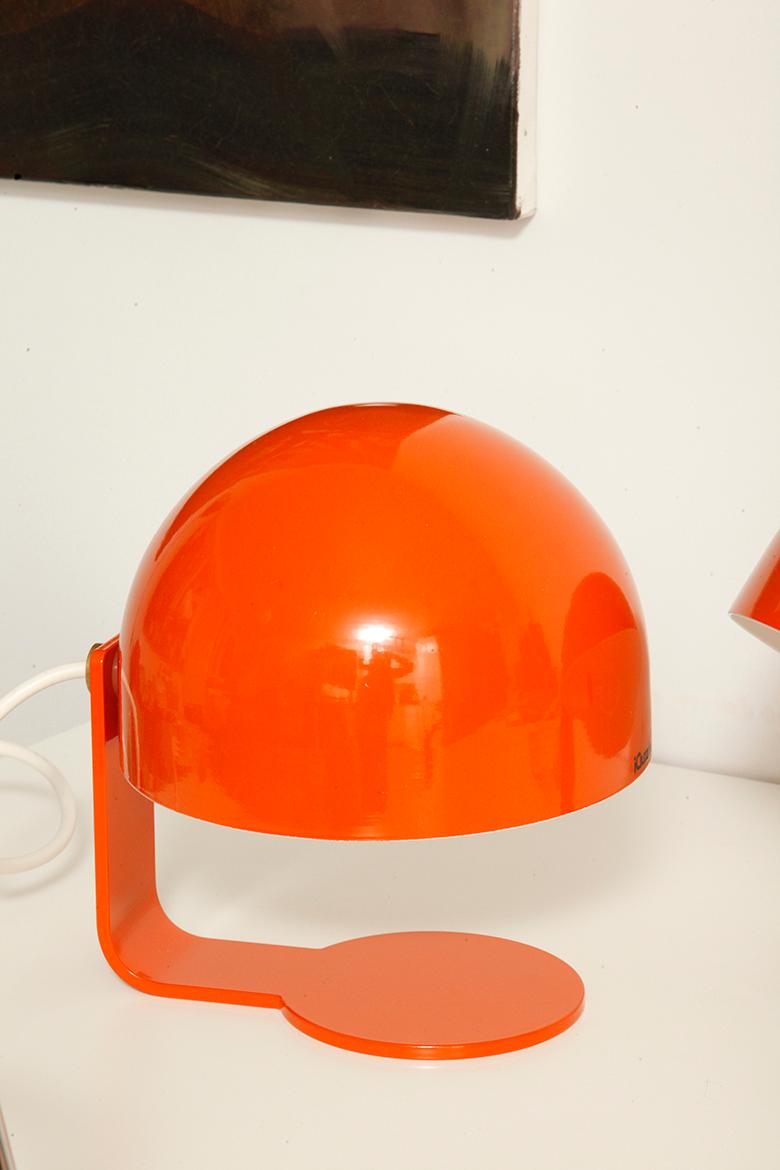 Laqué Lampe de chevet/de bureau en métal orange, iGuzzini, Italie, 1970 en vente