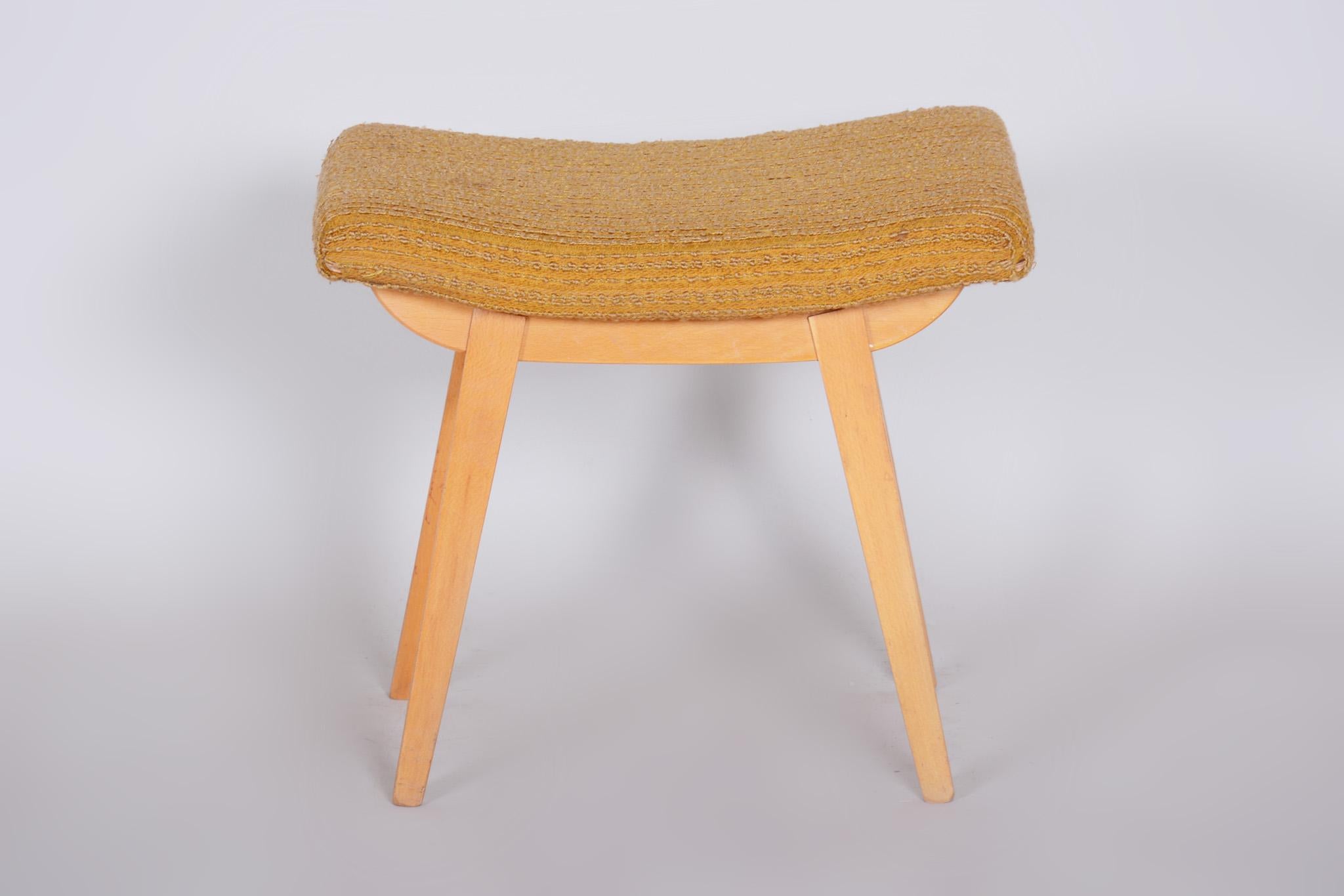 Midcentury orange stool, 
Original preserved condition.

Period: 1960-1969
Material: Beech
Source: Czechia (Czechoslovakia).