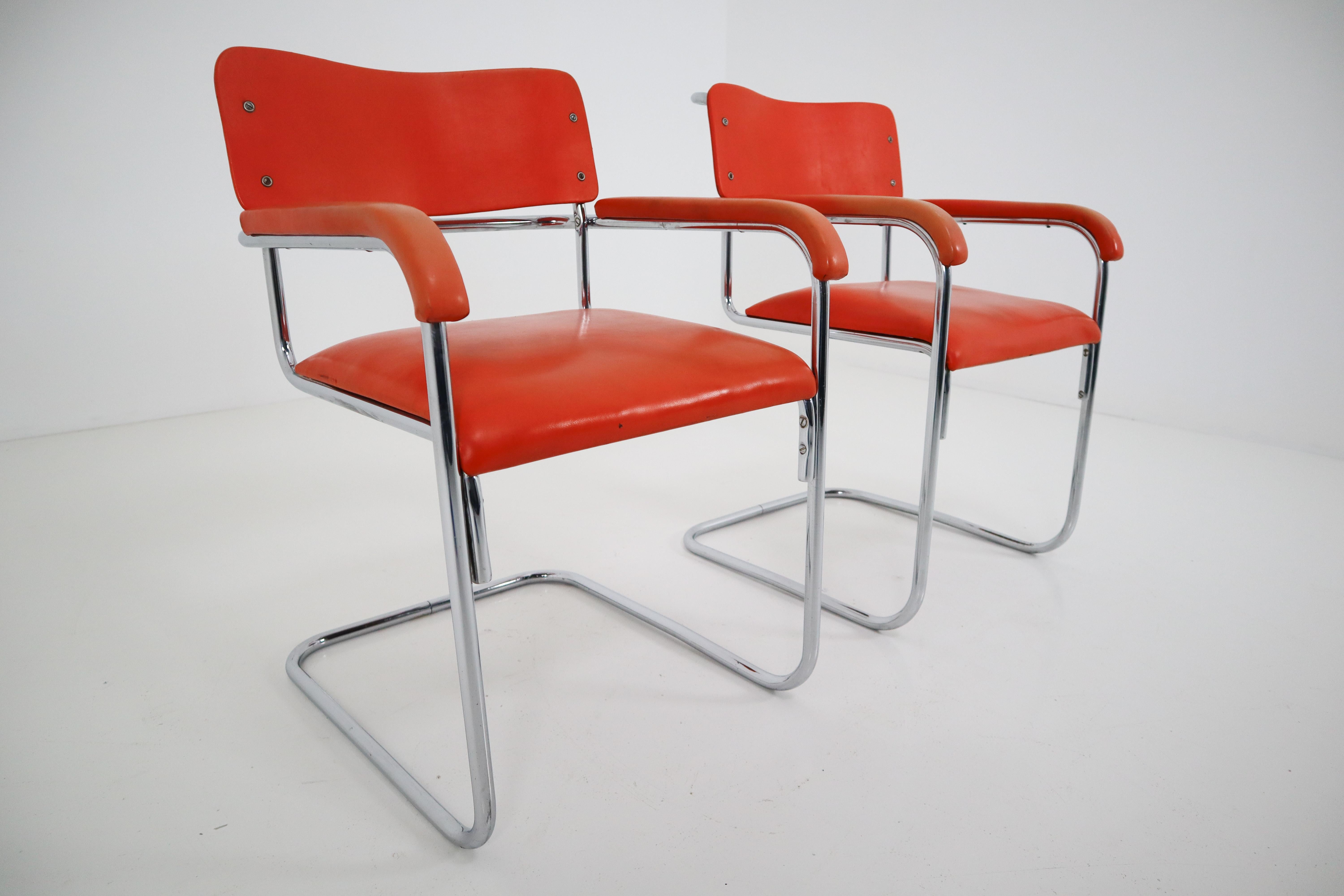 Orange Mid-Century Modern Bauhaus Chrome Armchairs by Thonet, circa 1930s 4