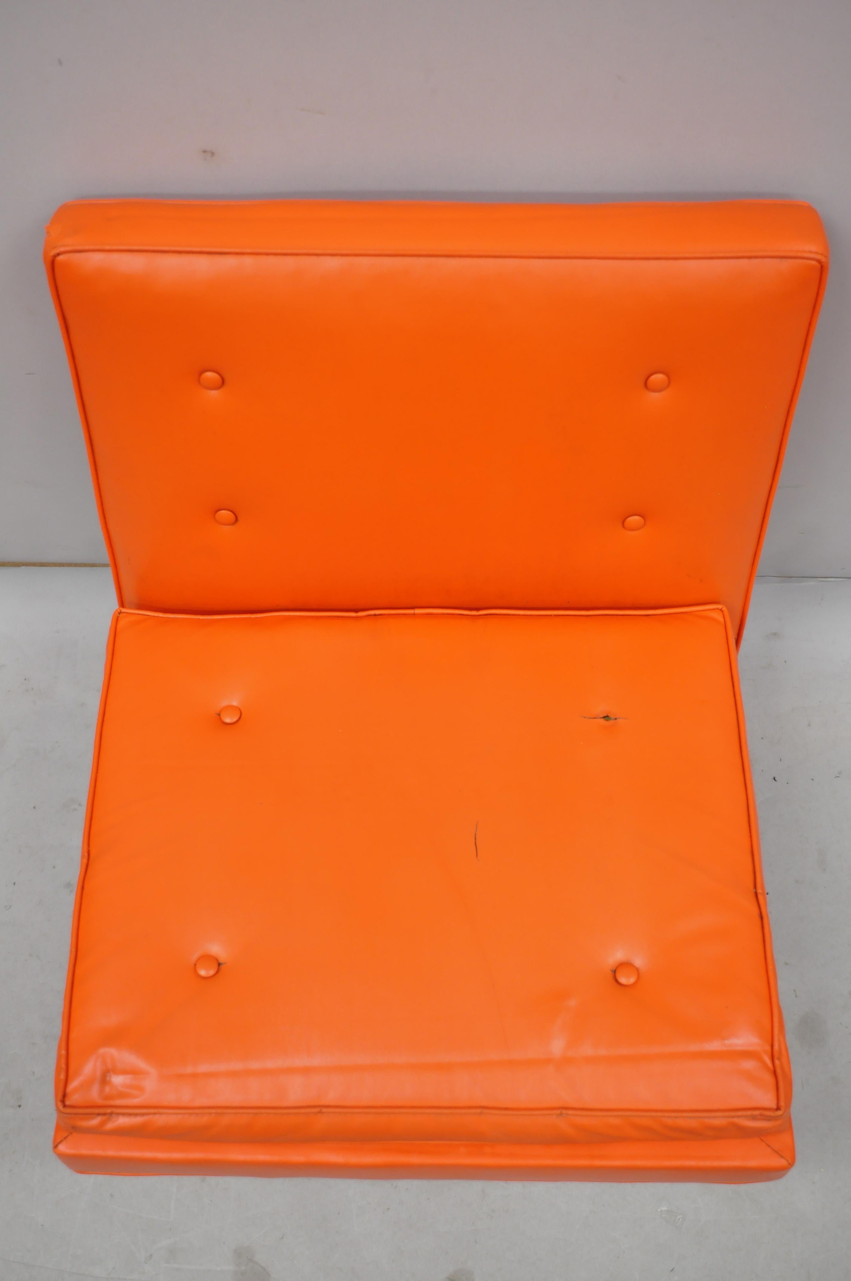 Mid-Century Modern Orange Milo Baughman for Thayer Coggin Teak and Vinyl Slipper Lounge Chair For Sale