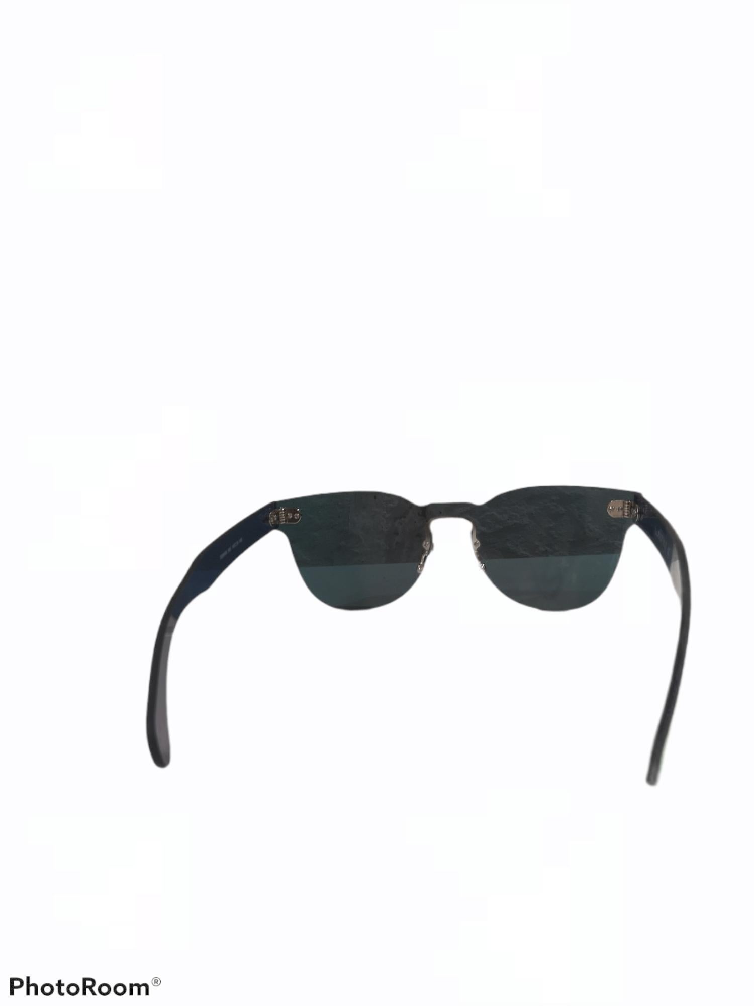 Women's or Men's Orange mirrored sunglasses
