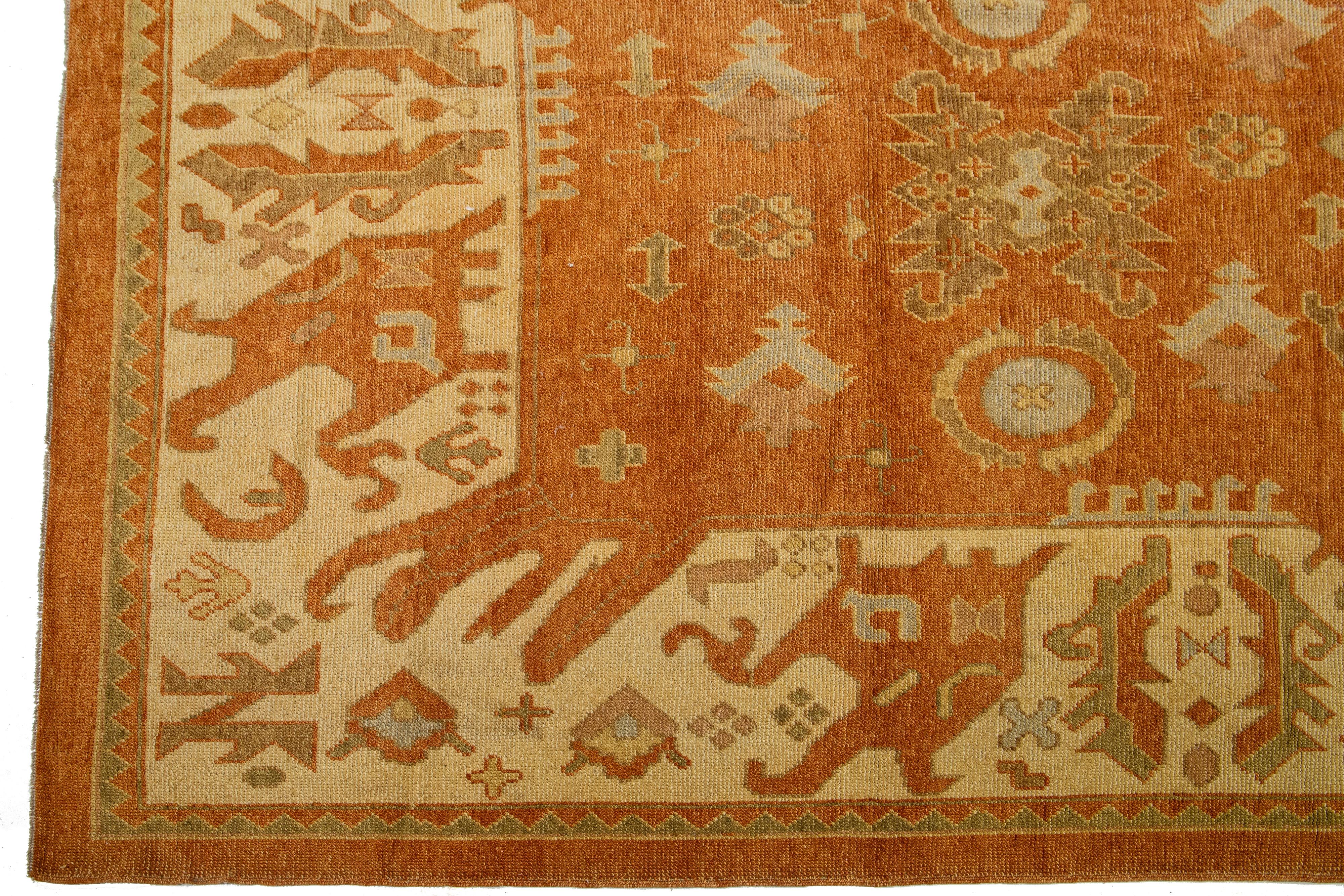 Orange Modern Turkish Oushak Wool Rug With Geometric Motif In New Condition For Sale In Norwalk, CT