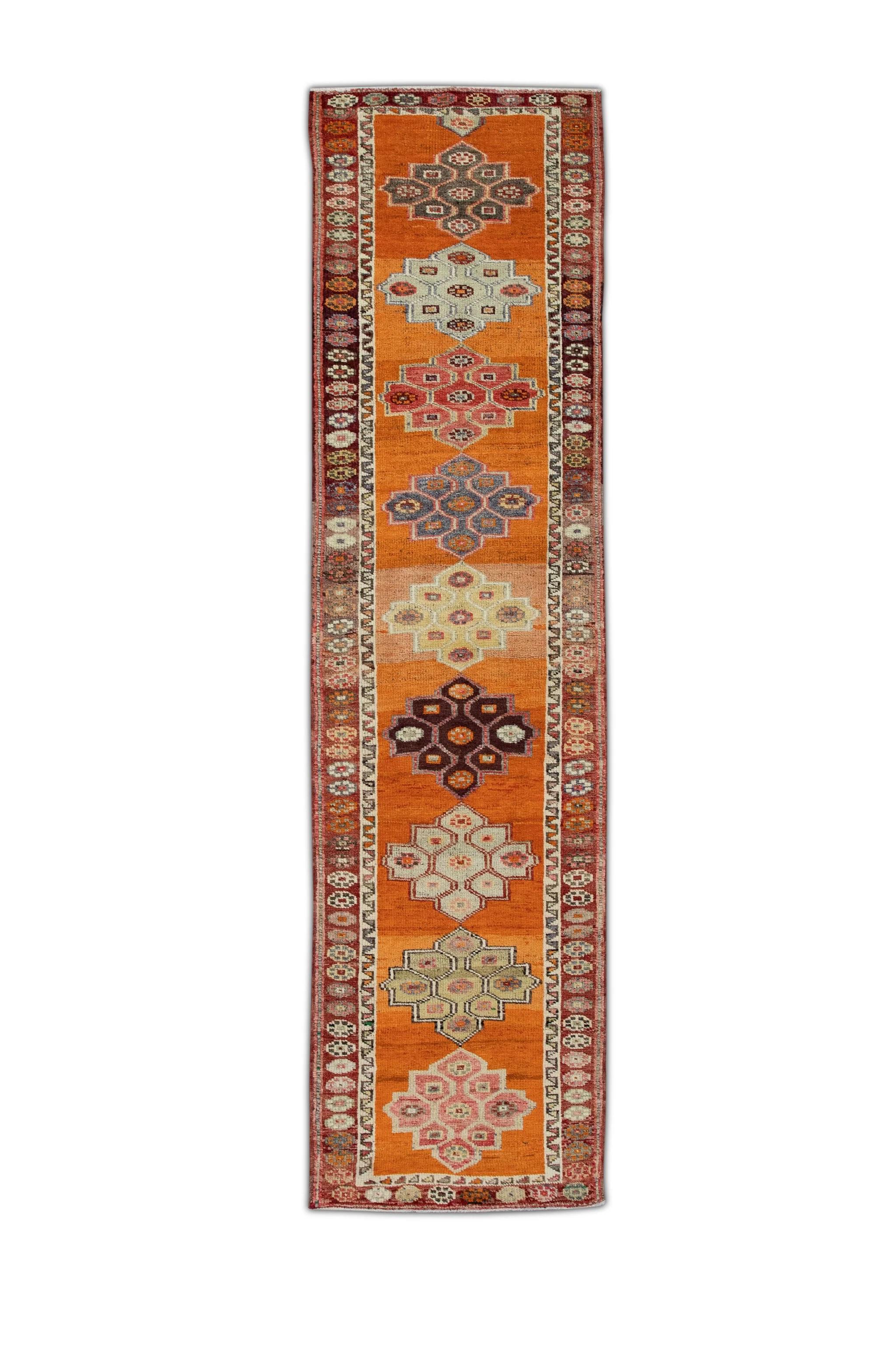 Tapis de couloir turc vintage orange multicolore 2'8