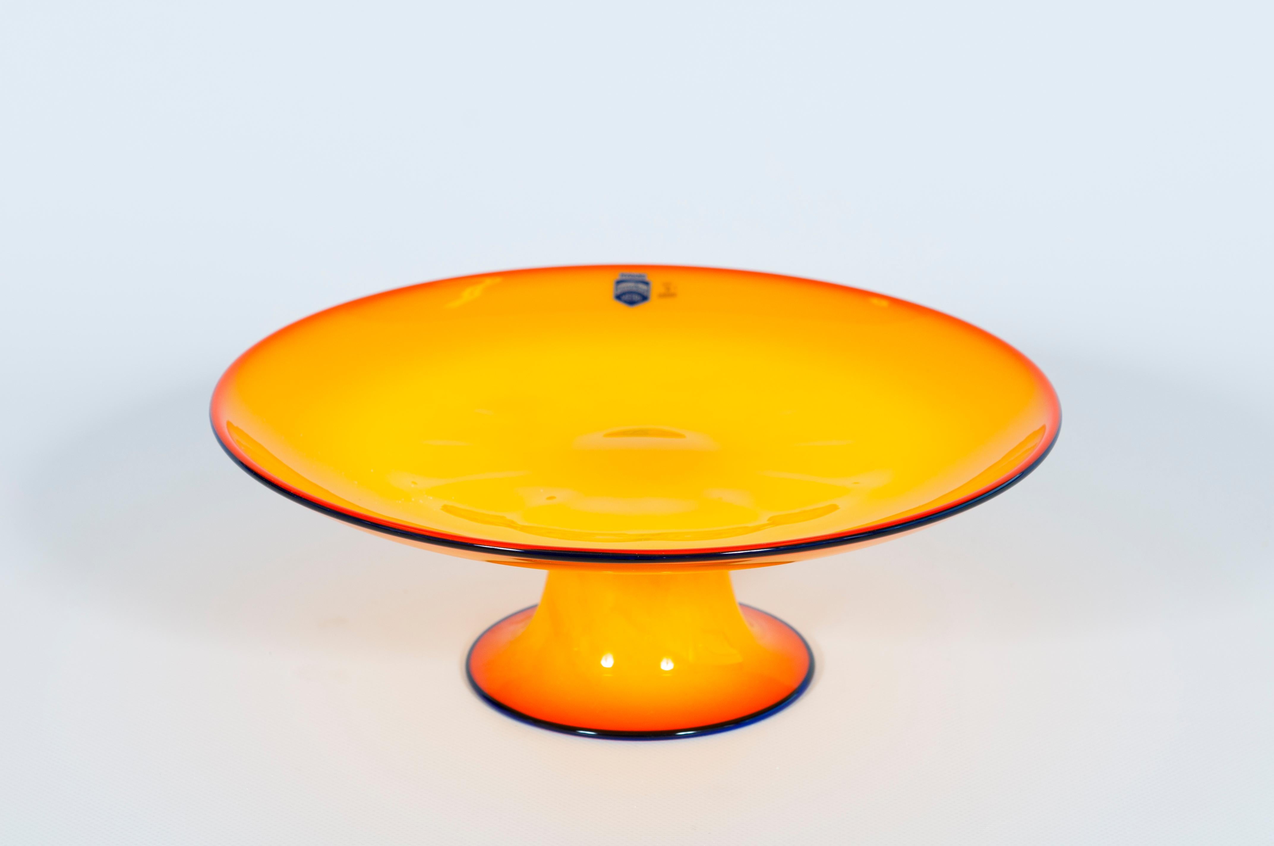 A Spectacular Murano Glass Centerpiece by Cenedese, 1980s

An extraordinary and vibrant Murano glass centerpiece crafted by the renowned Cenedese Vetri company in 1980. This piece is a stunning example of post-war Italian glass design, characterized
