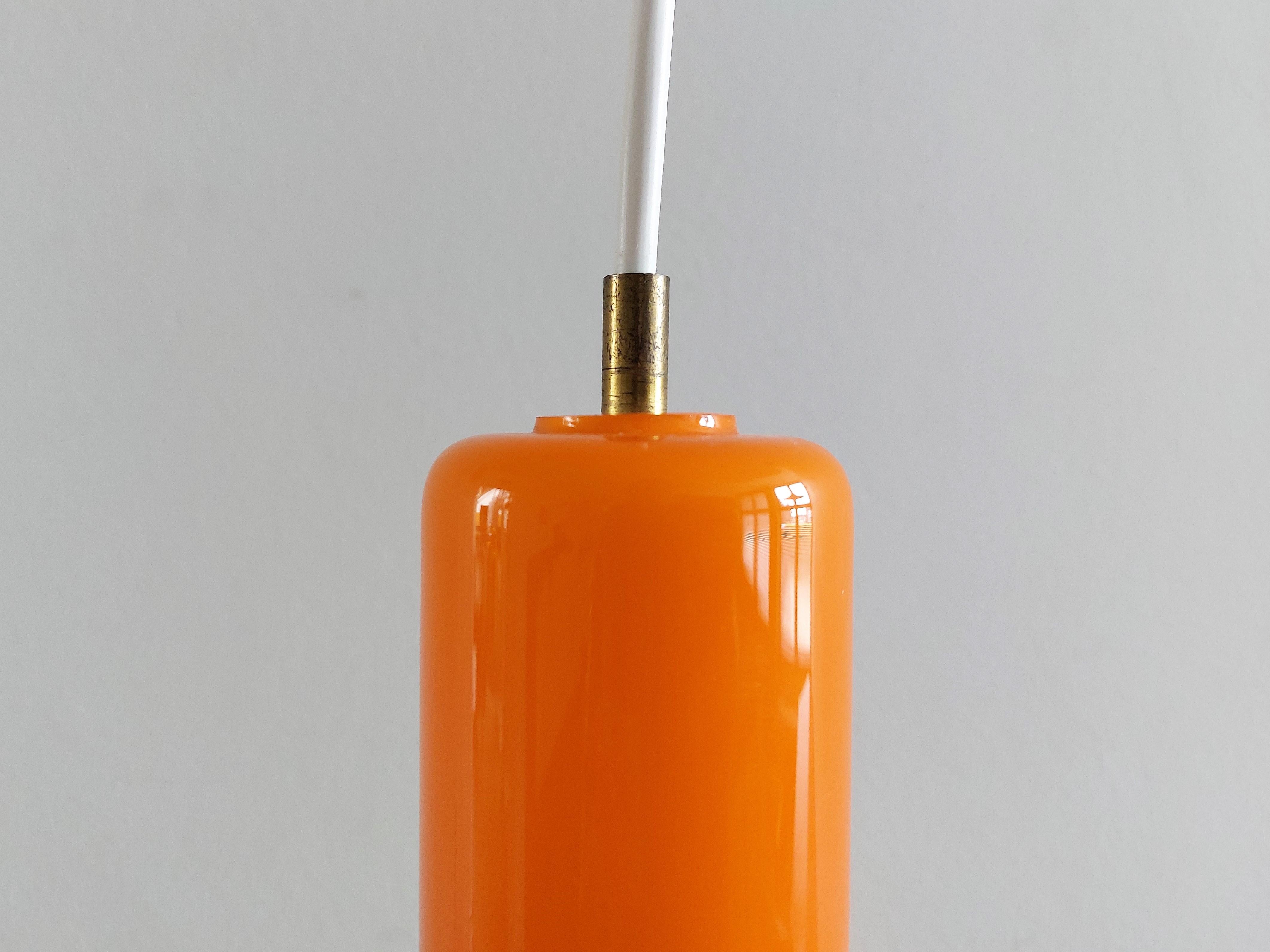 italien Lampe suspendue en verre de Murano orange de Gino Vistosi pour Vistosi, Italie, années 1960 en vente