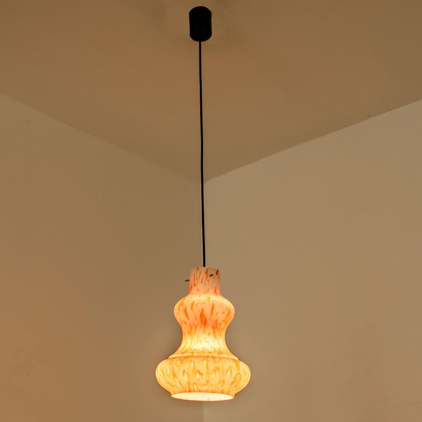 Lampe à suspension en verre de Murano orange de Massimo Vignelli pour Venini, 1960 en vente 2