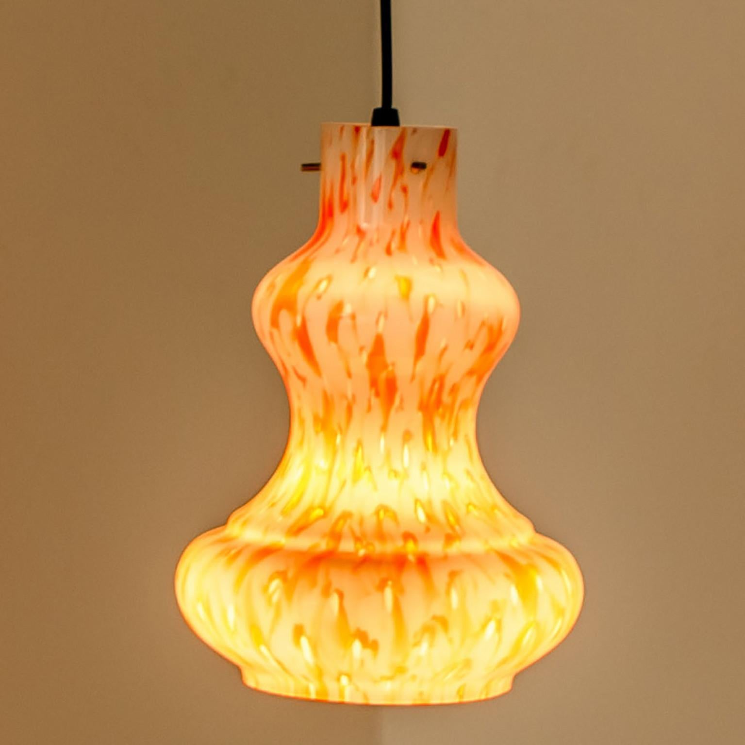 Orange Murano Glass Pendant Light by Massimo Vignelli for Venini, 1960 For Sale 3