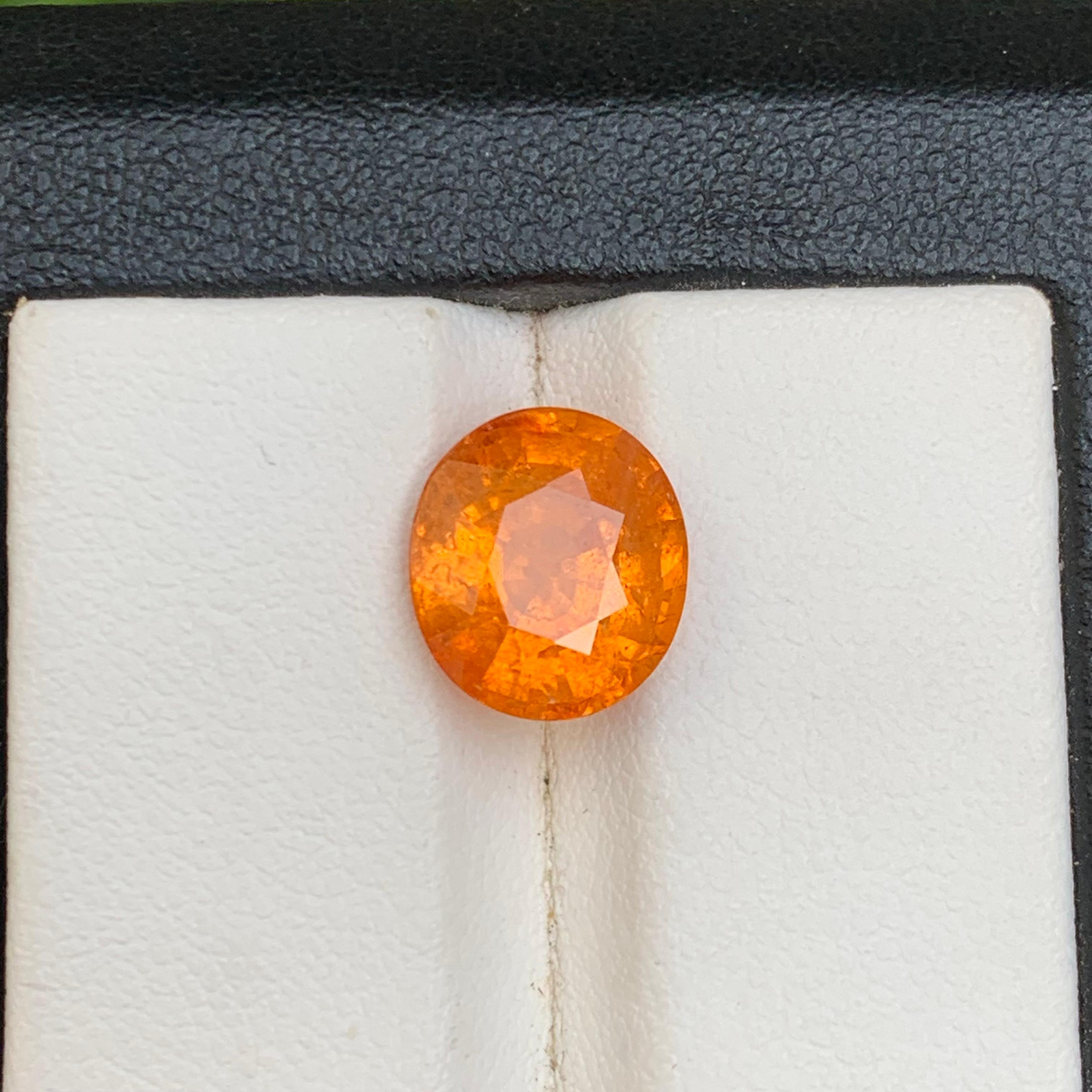 Spessartite naturale arancione / Spessartine / Granato mandarino sciolto 4,76 Ct In condizioni Nuovo in vendita a Peshawar, PK