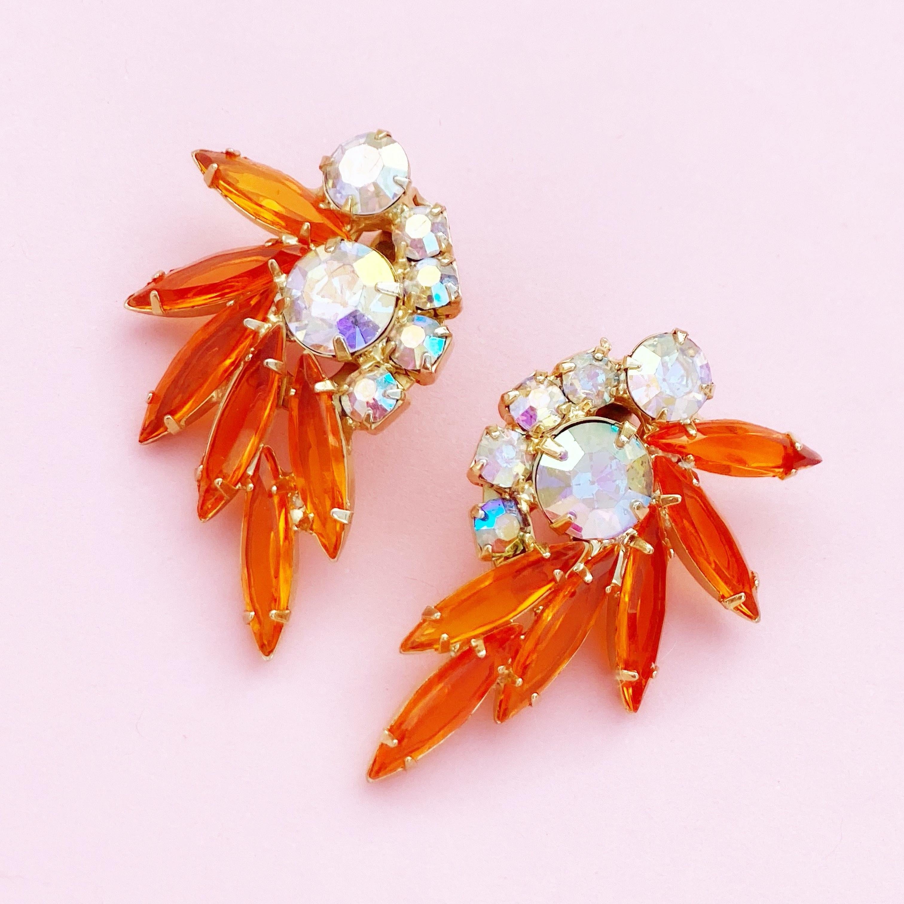 - Vintage item

- Each earring measures 1.75