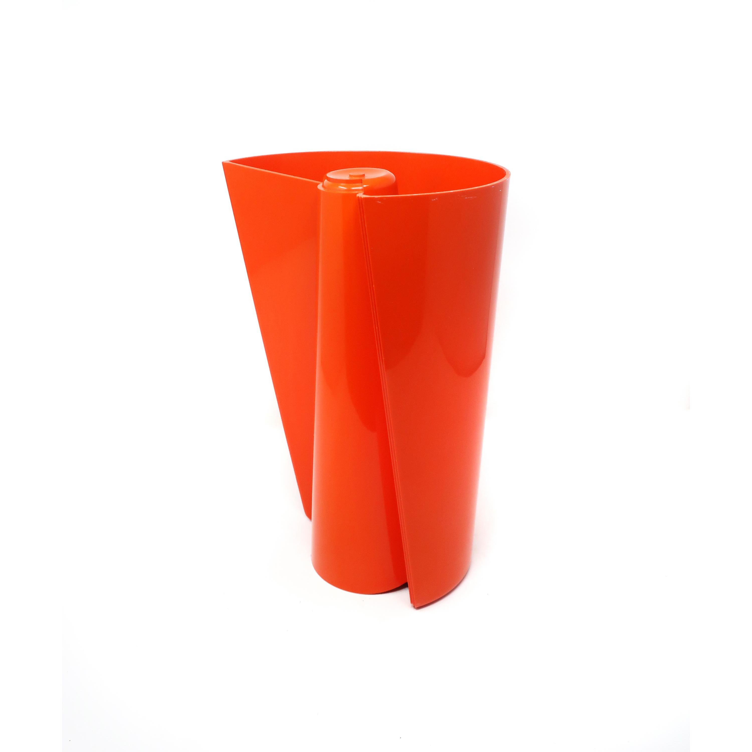 Orange Pago Pago Vase by Enzo Mari for Danese In Good Condition In Brooklyn, NY