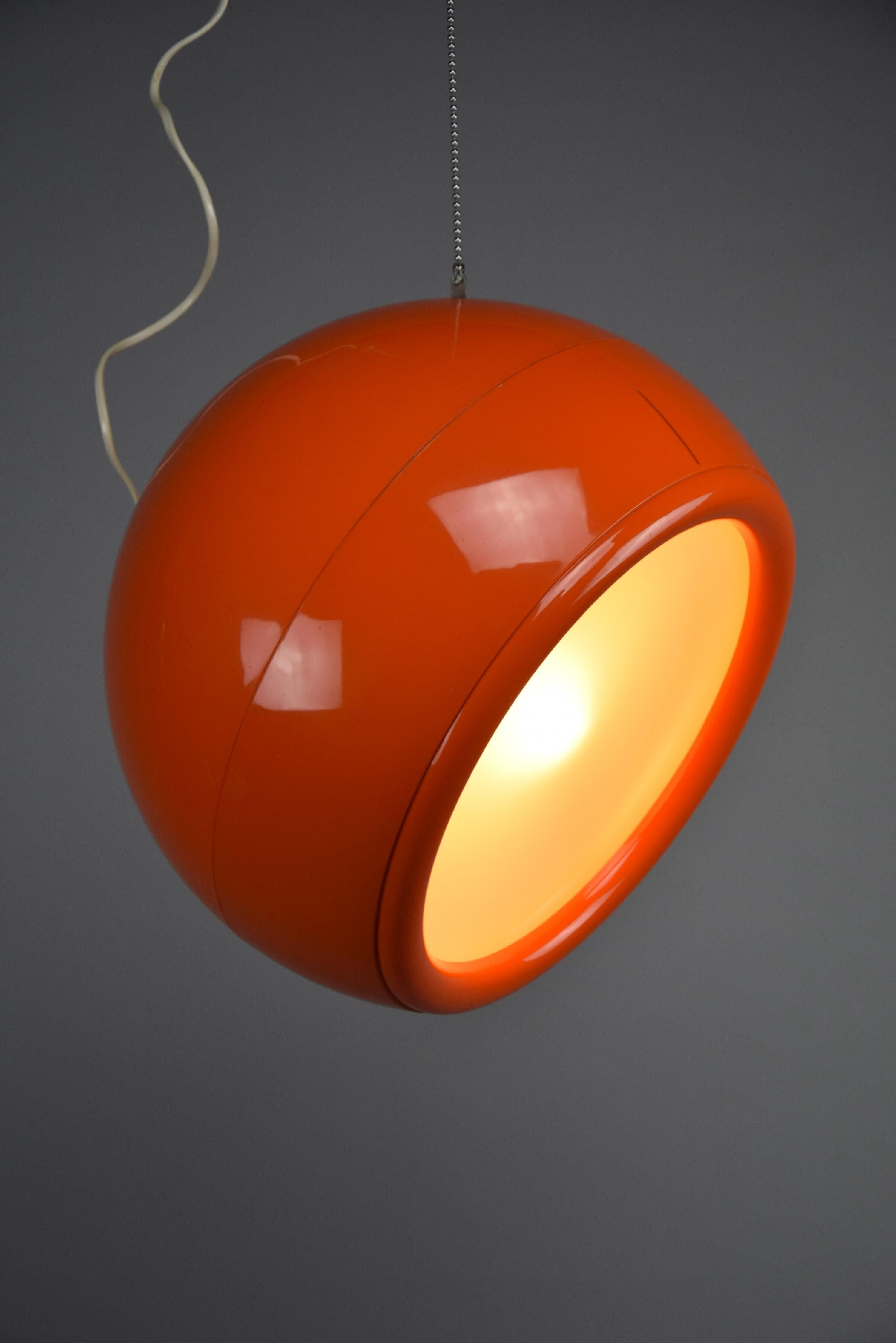 Lampe à suspension Pallade orange d'Artemide 1968 en vente 4