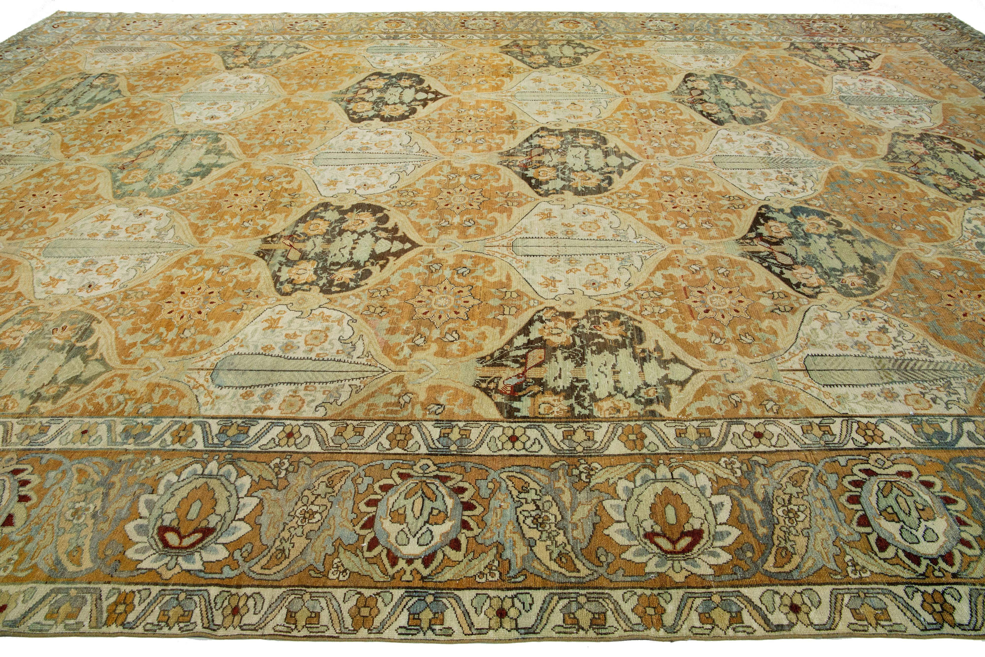 Noué à la main Tapis persan Bakhtiari orange fait à la main avec un motif géométrique en vente