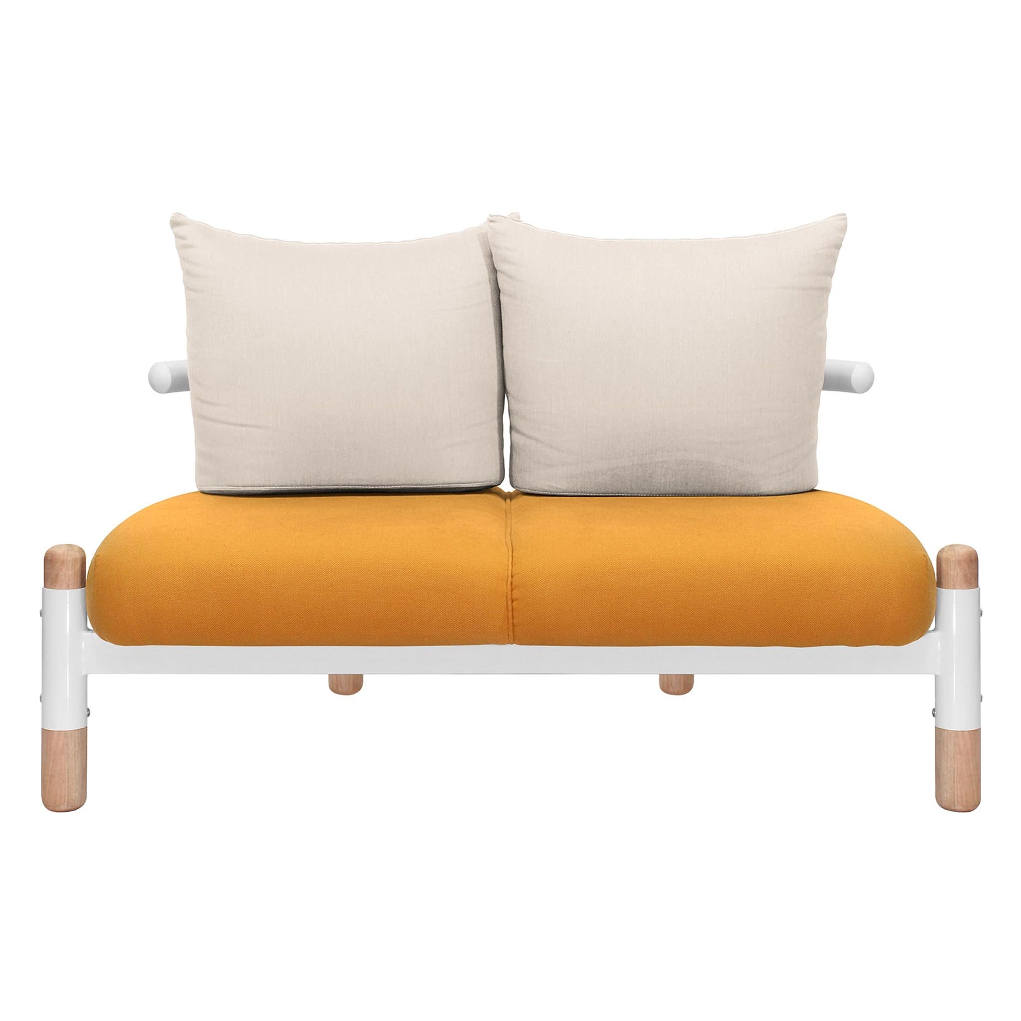 Zweisitziges PK15-Sofa, Struktur aus Kohlenstoffstahl und Holzbeinen von Paulo Kobylka