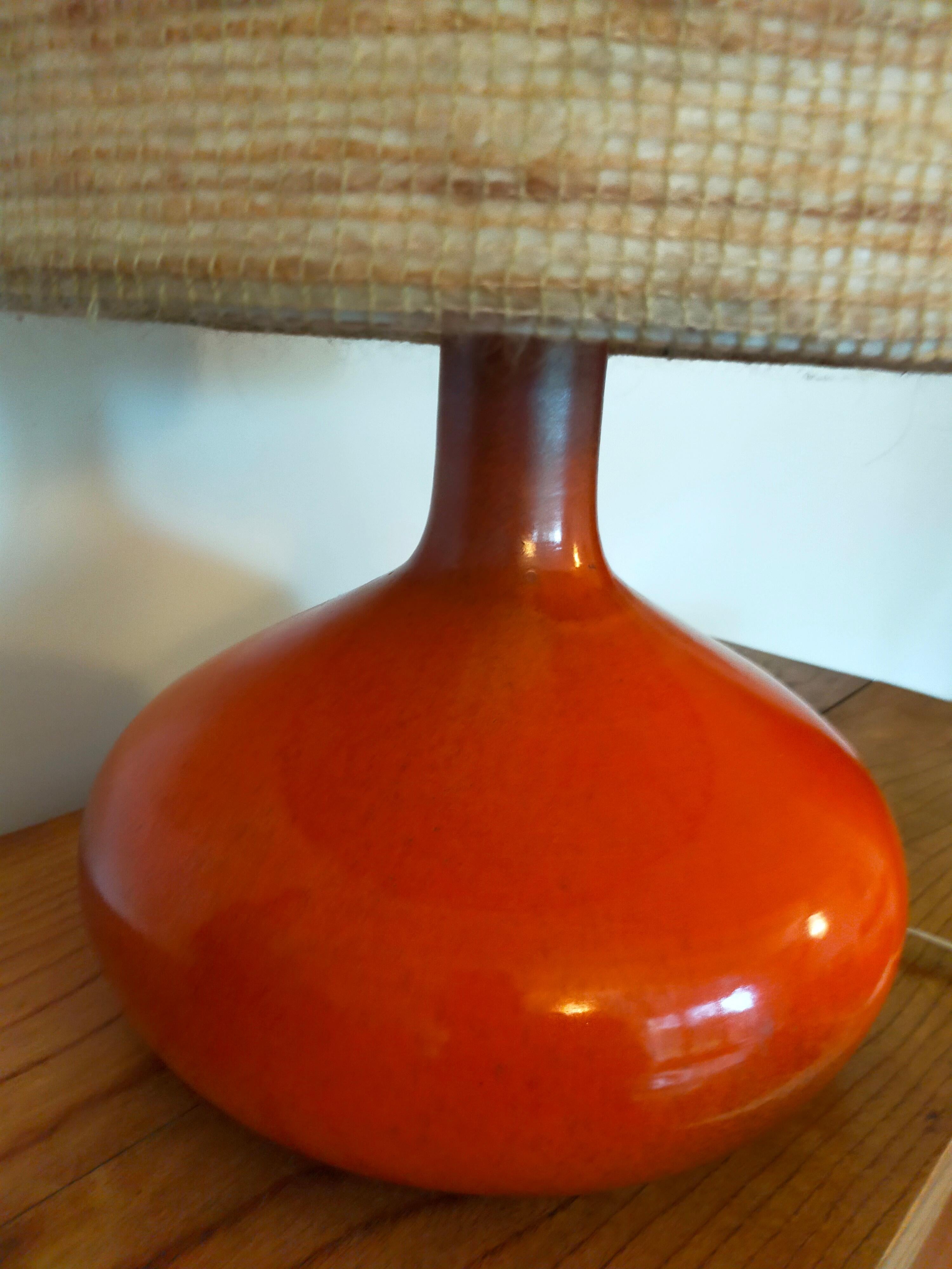 Lampe en céramique rouge orange de Jacques Lignier Bon état - En vente à NEUVILLE-DE-POITOU, FR