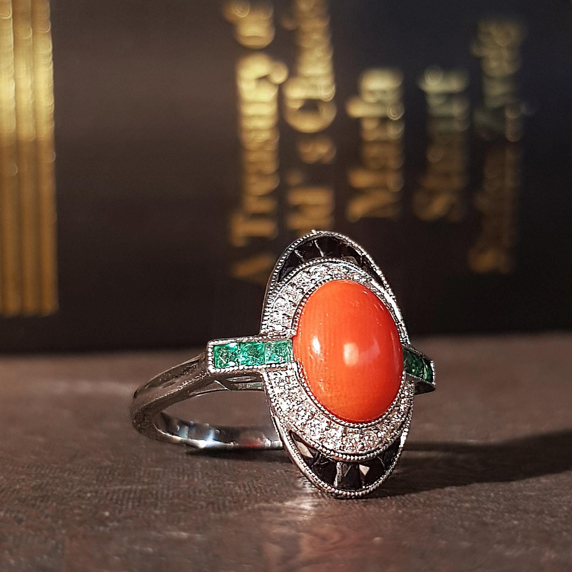 Orange Red Coral & Black Diamond Emerald Onyx Art Deco Style 14K White Gold Ring in vendita 1