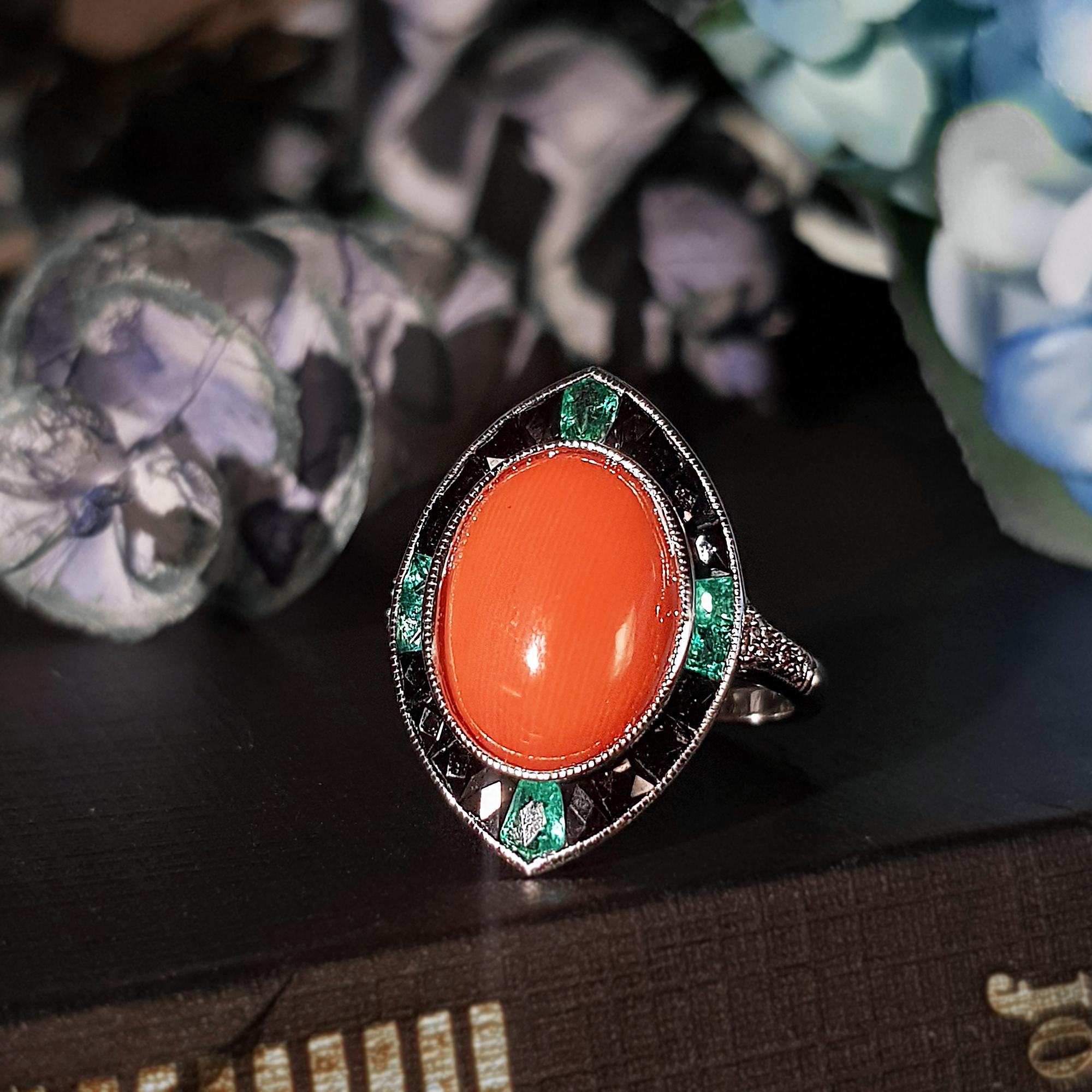 Donna Orange Red Coral Diamond Emerald Black Onyx Art Deco Style 14K White Gold Ring in vendita