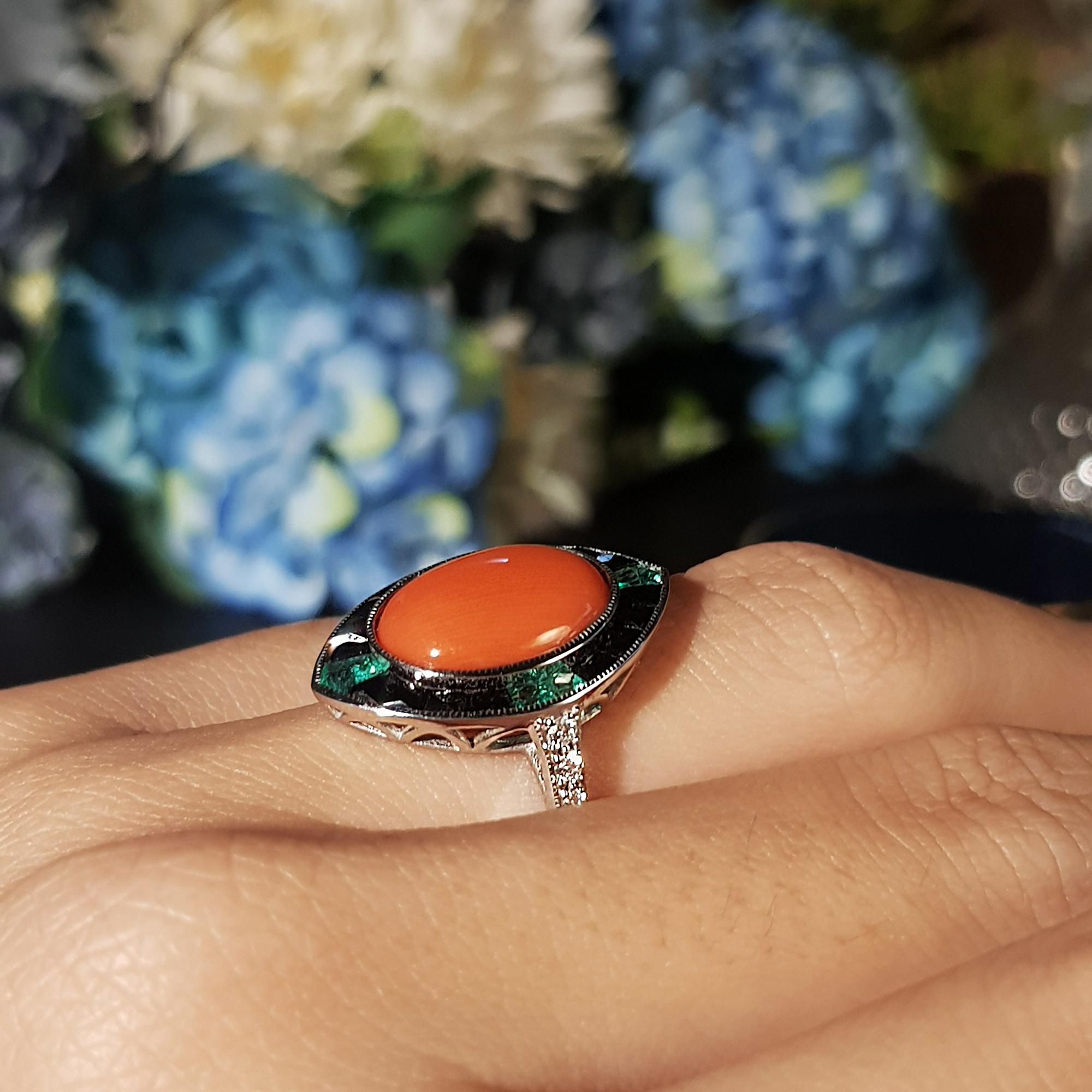 Orange Red Coral Diamond Emerald Black Onyx Art Deco Style 14K White Gold Ring in vendita 1