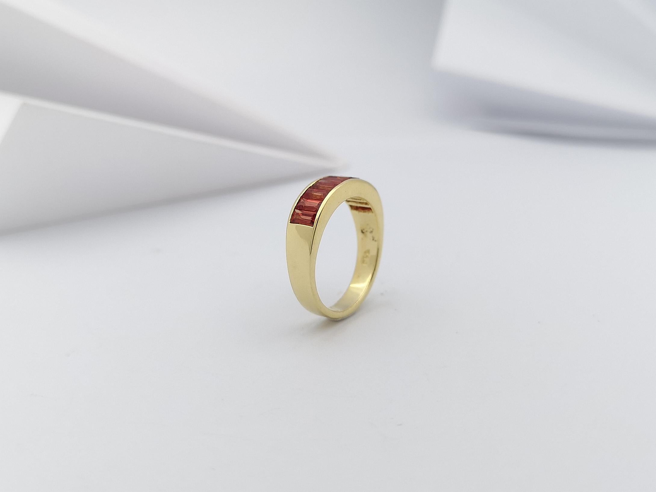 Orange Sapphire Ring Set in 18 Karat Gold Settings For Sale 3