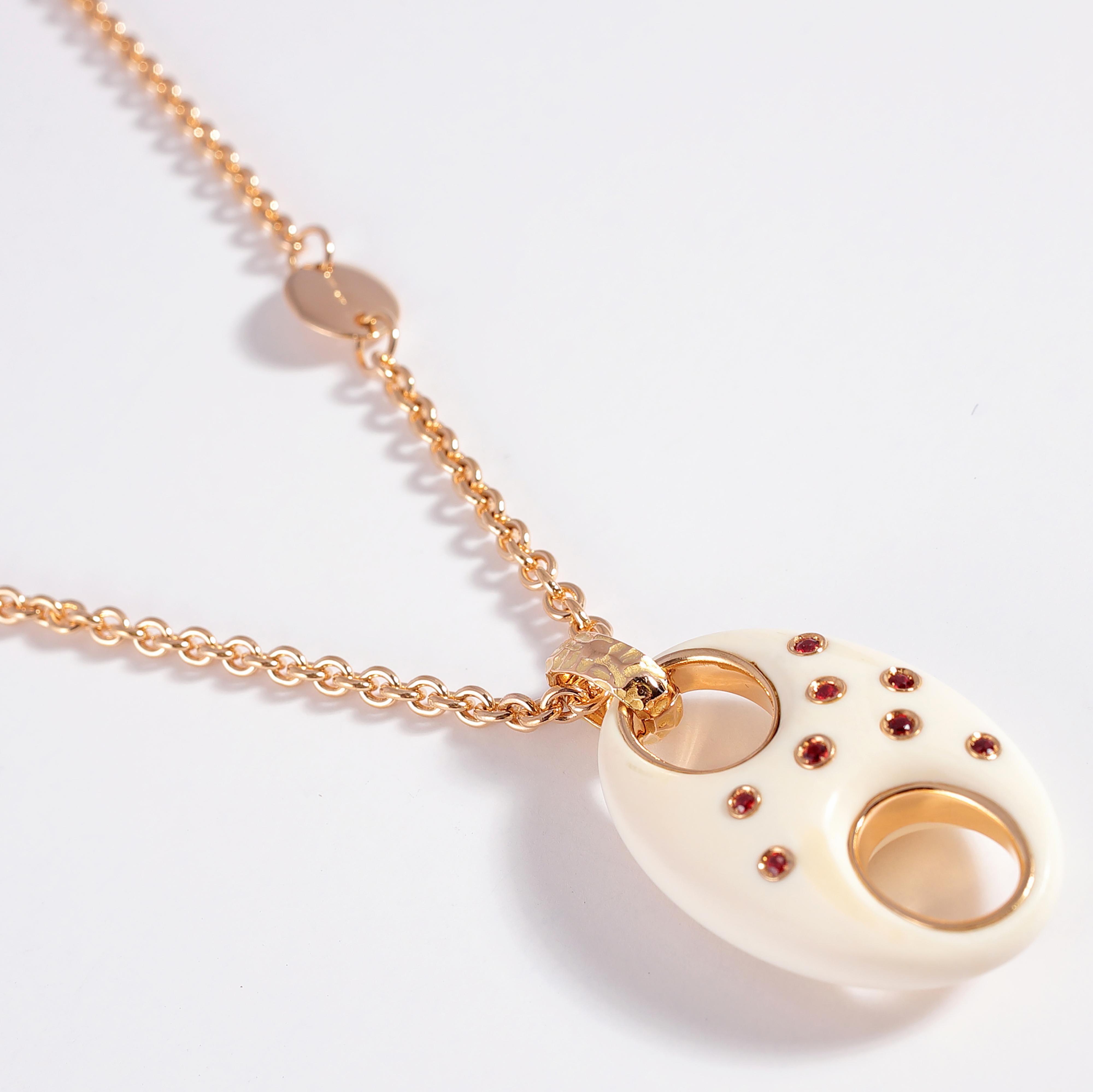 Round Cut Orange Sapphire Rose Gold Fossil Ivory Valente Necklace For Sale