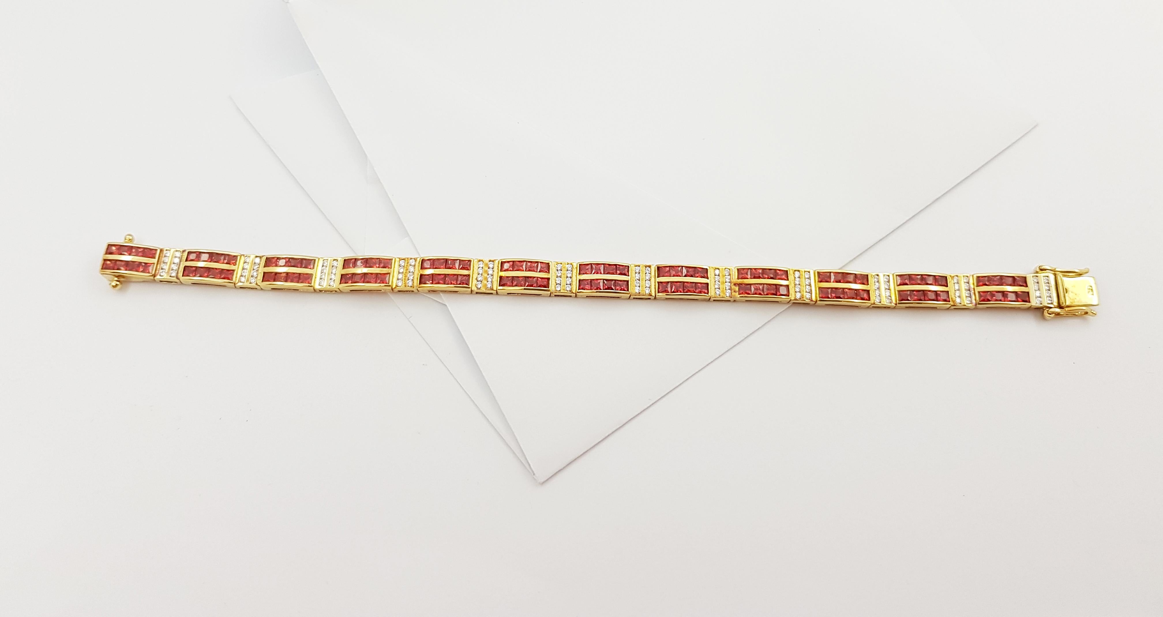 Orange Sapphire with Diamond Bracelet Set in 18 Karat Gold Settings For Sale 2