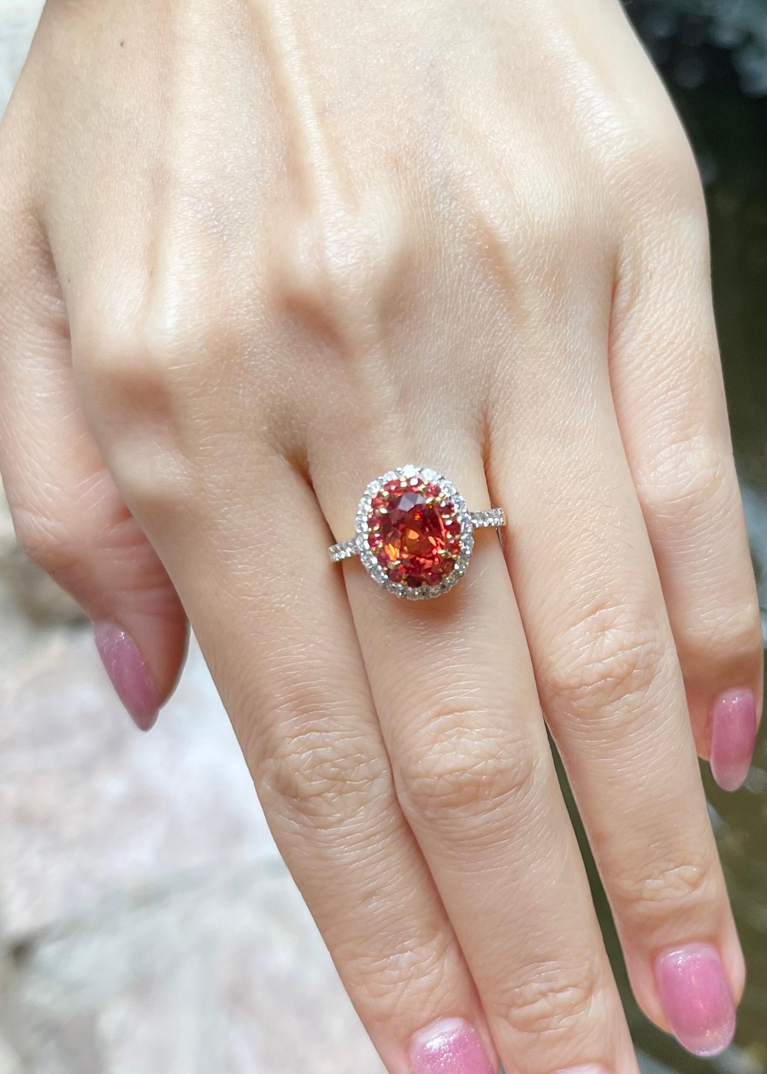 Orange Sapphire with Diamond Ring set in 18K Gold Settings For Sale 1