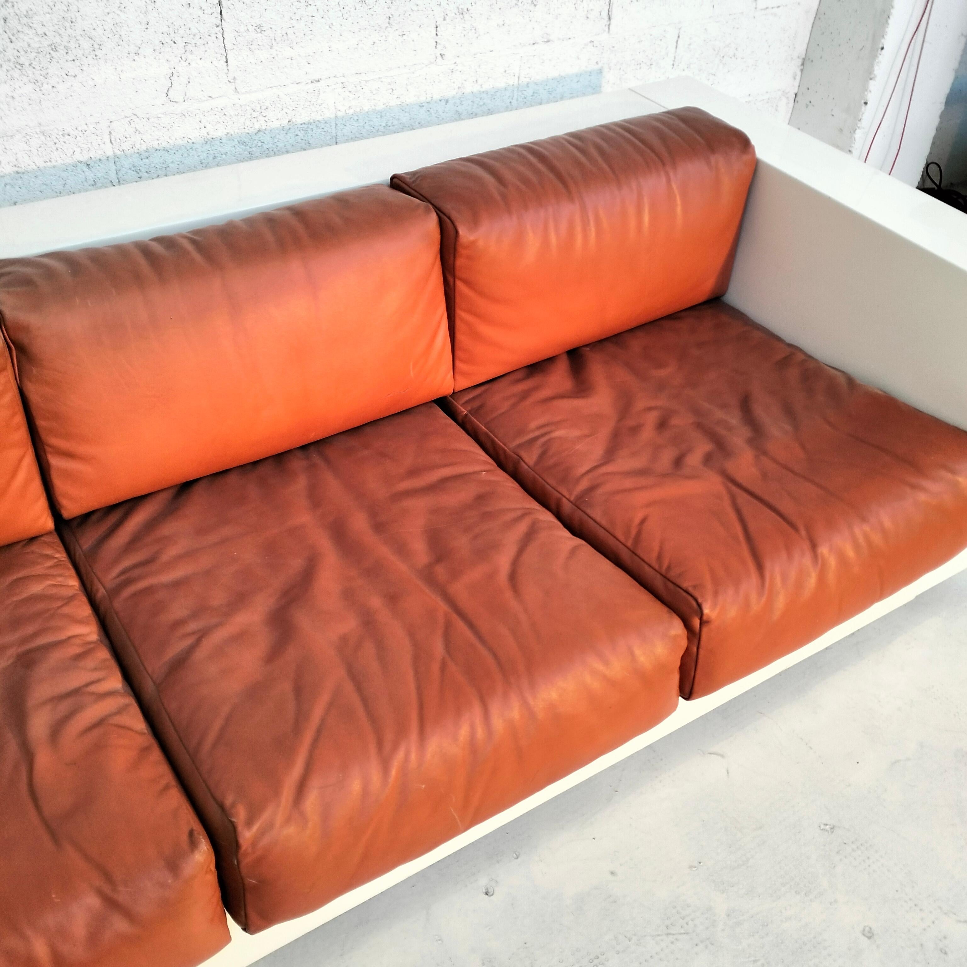 Mid-20th Century Orange “Saratoga” 3 seater sofa by Massimo and Lella Vignelli for Poltronova 60s For Sale