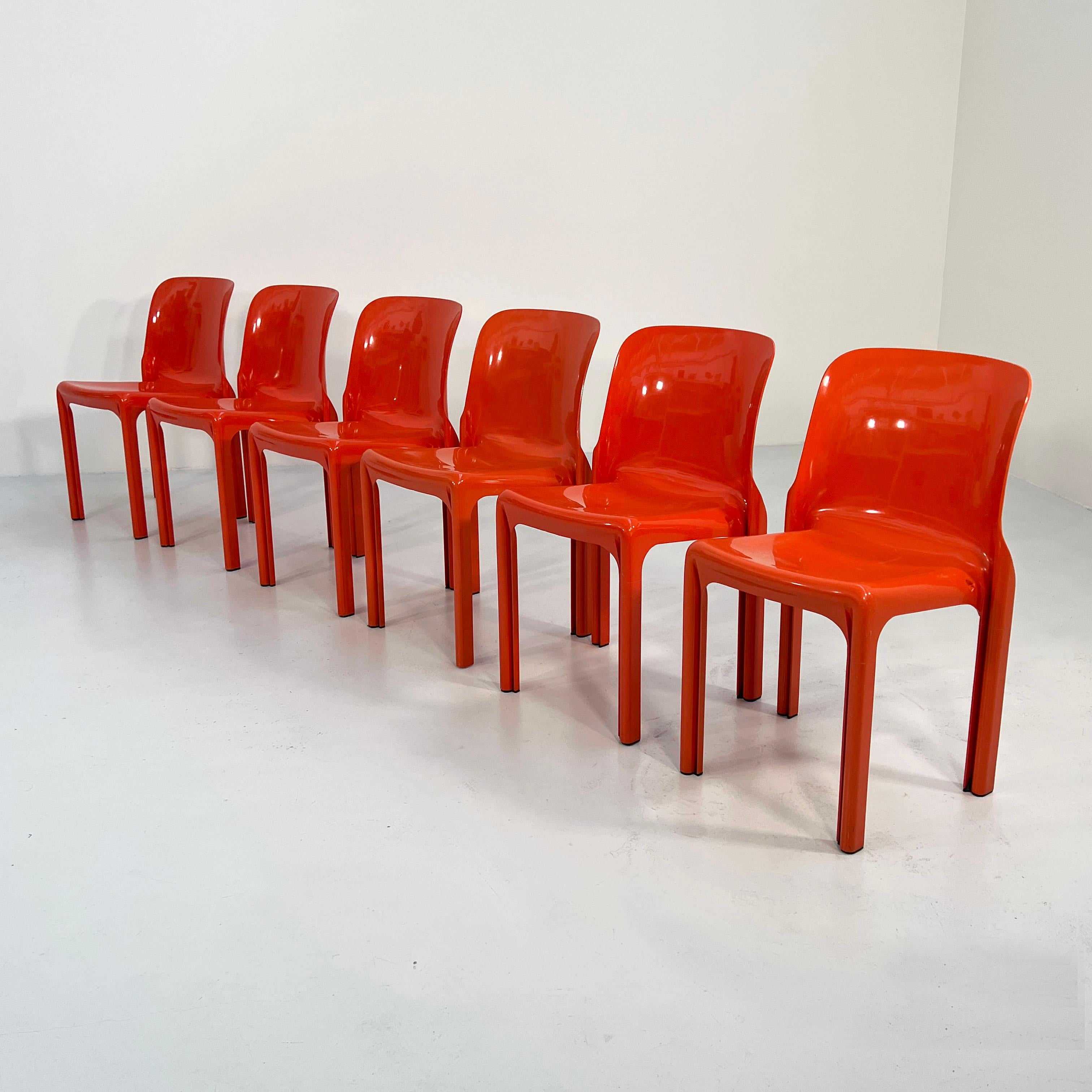 Late 20th Century Orange Selene Chair by Vico Magistretti for Artemide, 1970s