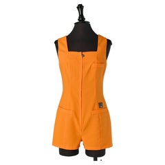 Orangefarbener, ärmelloser, kurzer Jumpsuit von VERSACE JEANS COUTURE