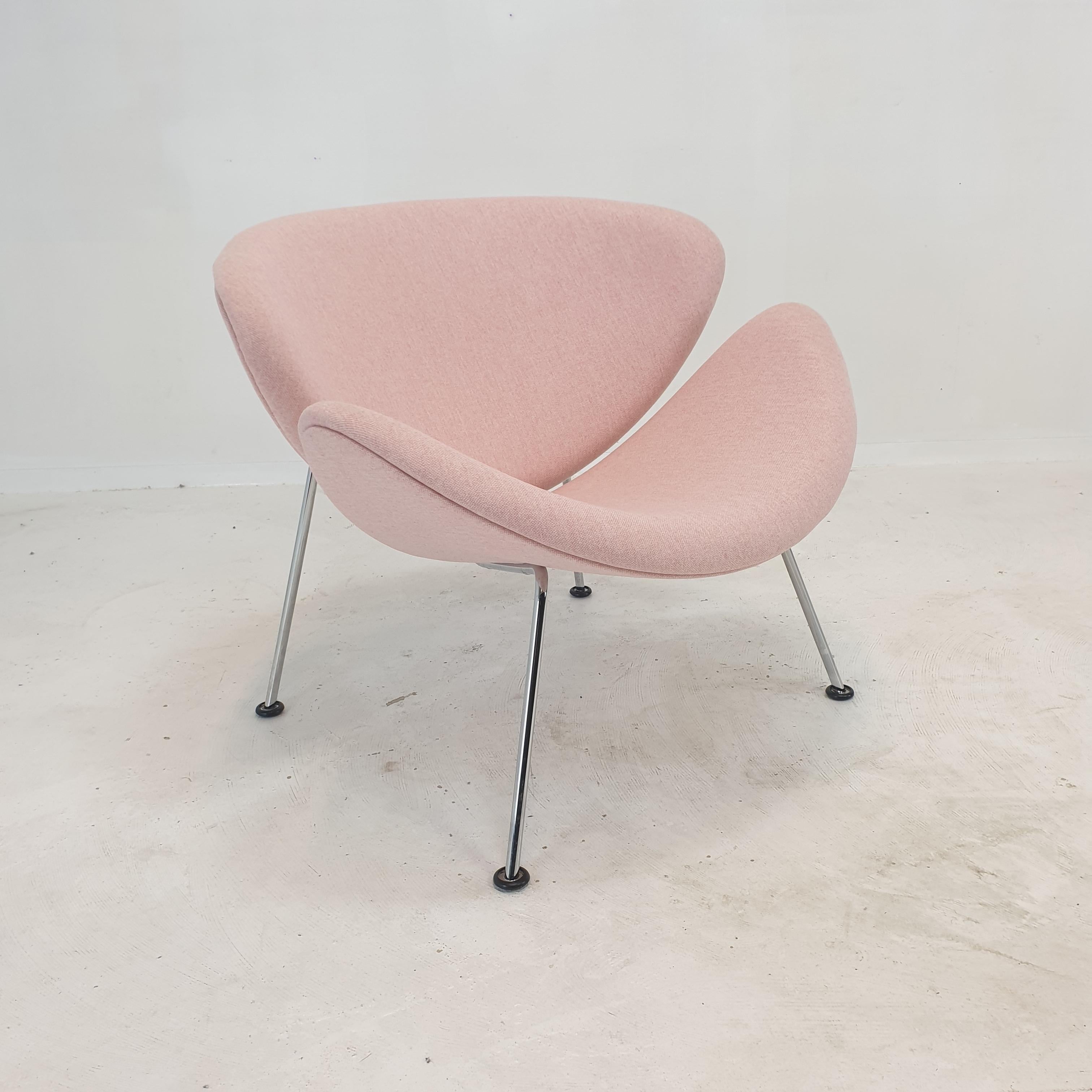 Mid-Century Modern Orange Slice Chair by Pierre Paulin for Artifort, 1980s For Sale