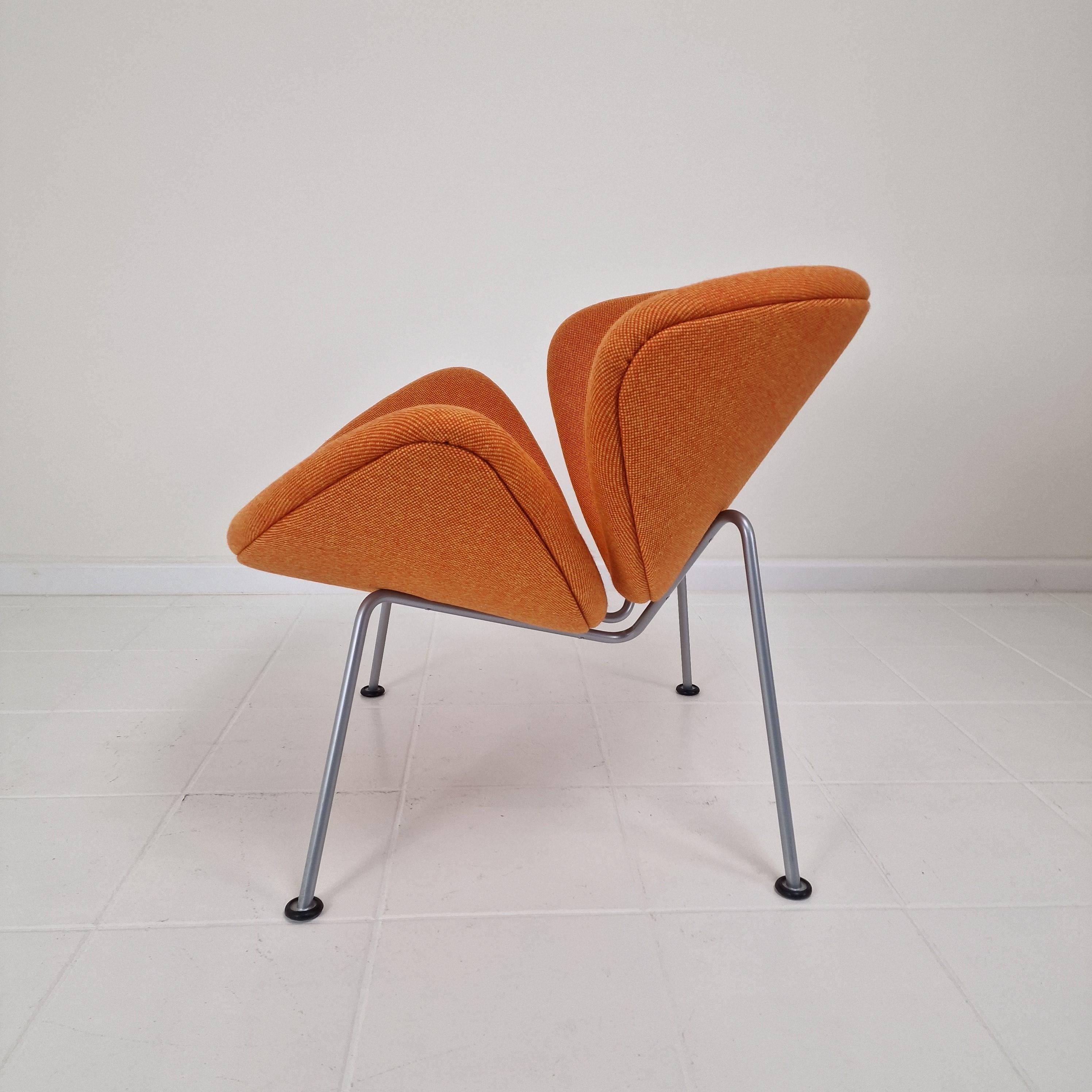 Orange Slice Chair by Pierre Paulin for Artifort, 1990s In Excellent Condition For Sale In Oud Beijerland, NL