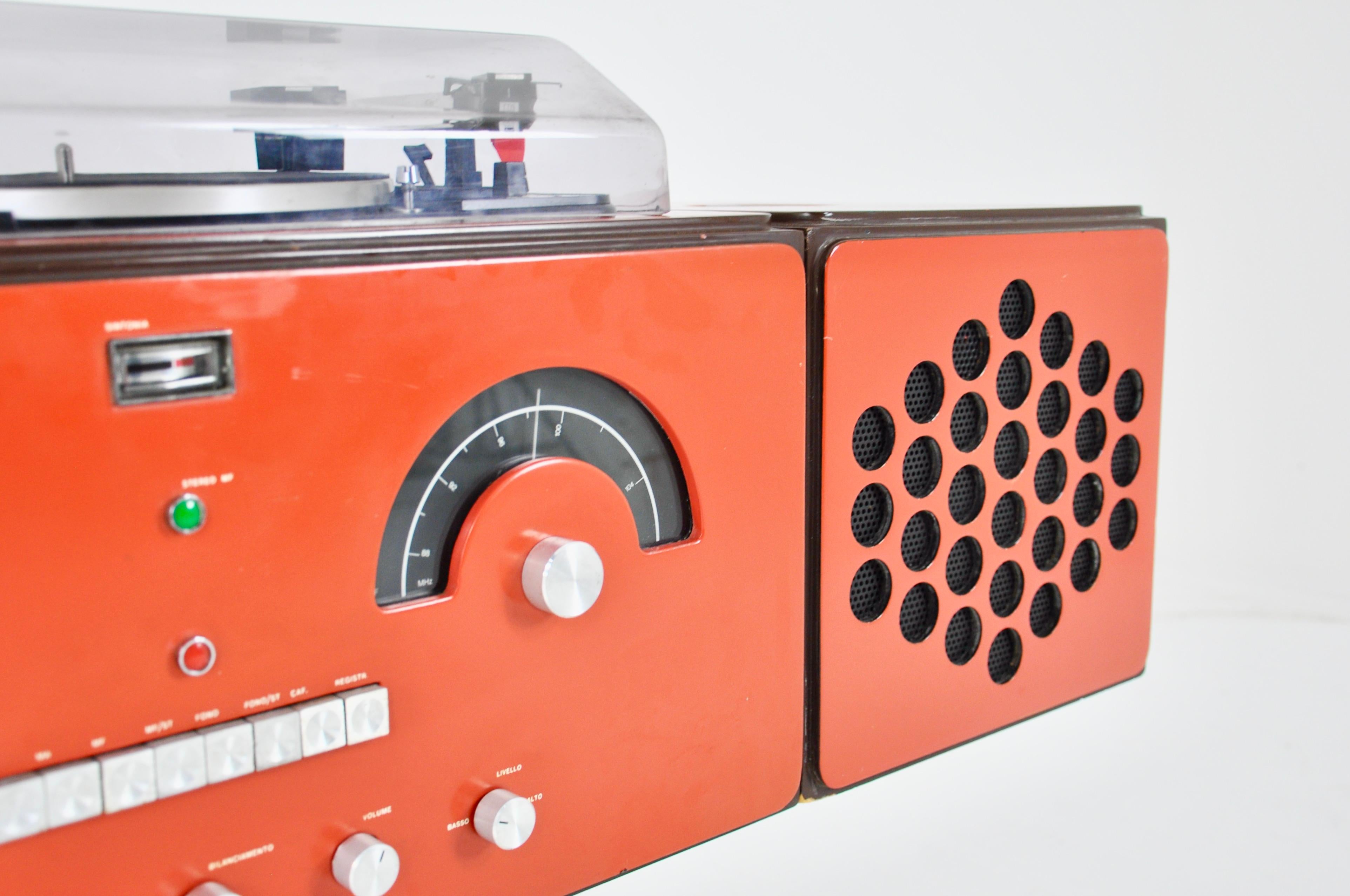 Orangefarbenes Stereophonisches RR-126 Radio von F.lli Castiglioni für Brionvega, 1960er Jahre im Angebot 3