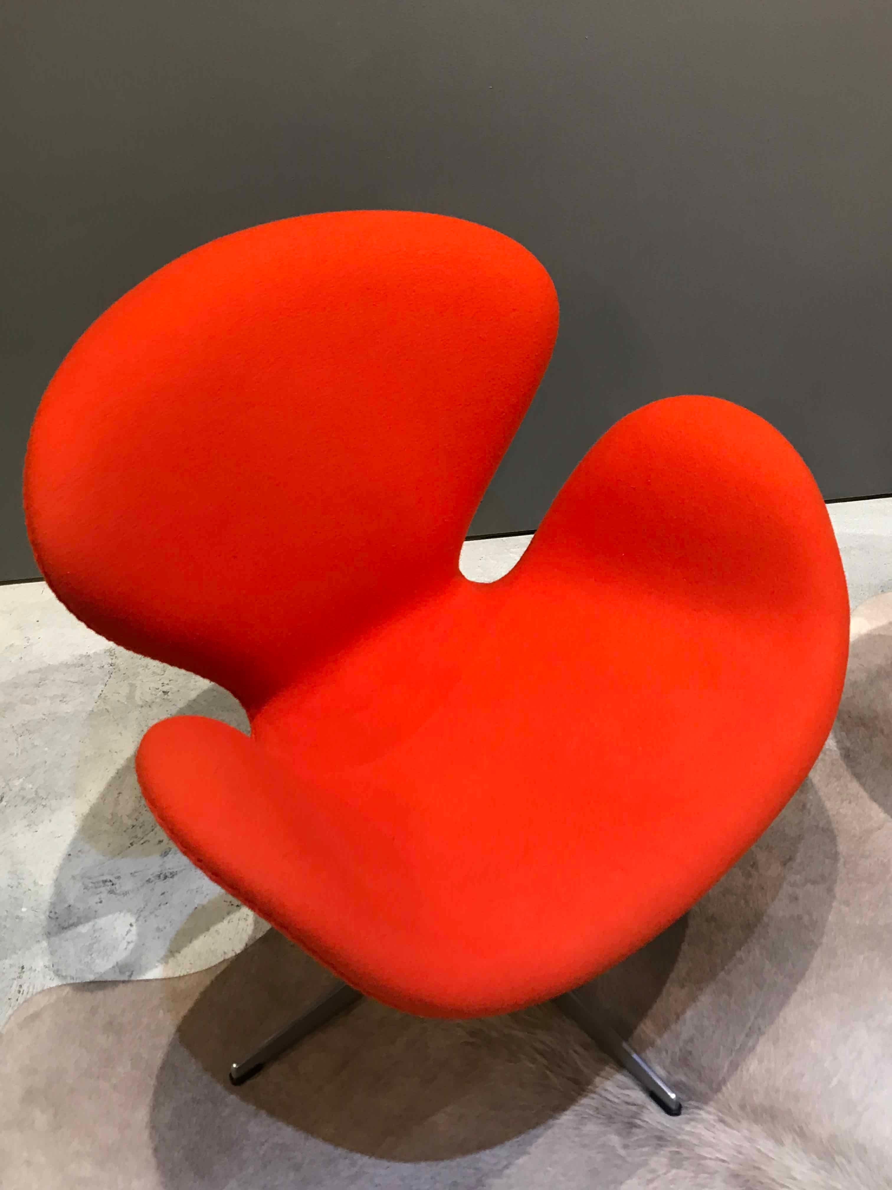 Molded Orange Swan Chairs by Arne Jacobsen for Fritz Hansen