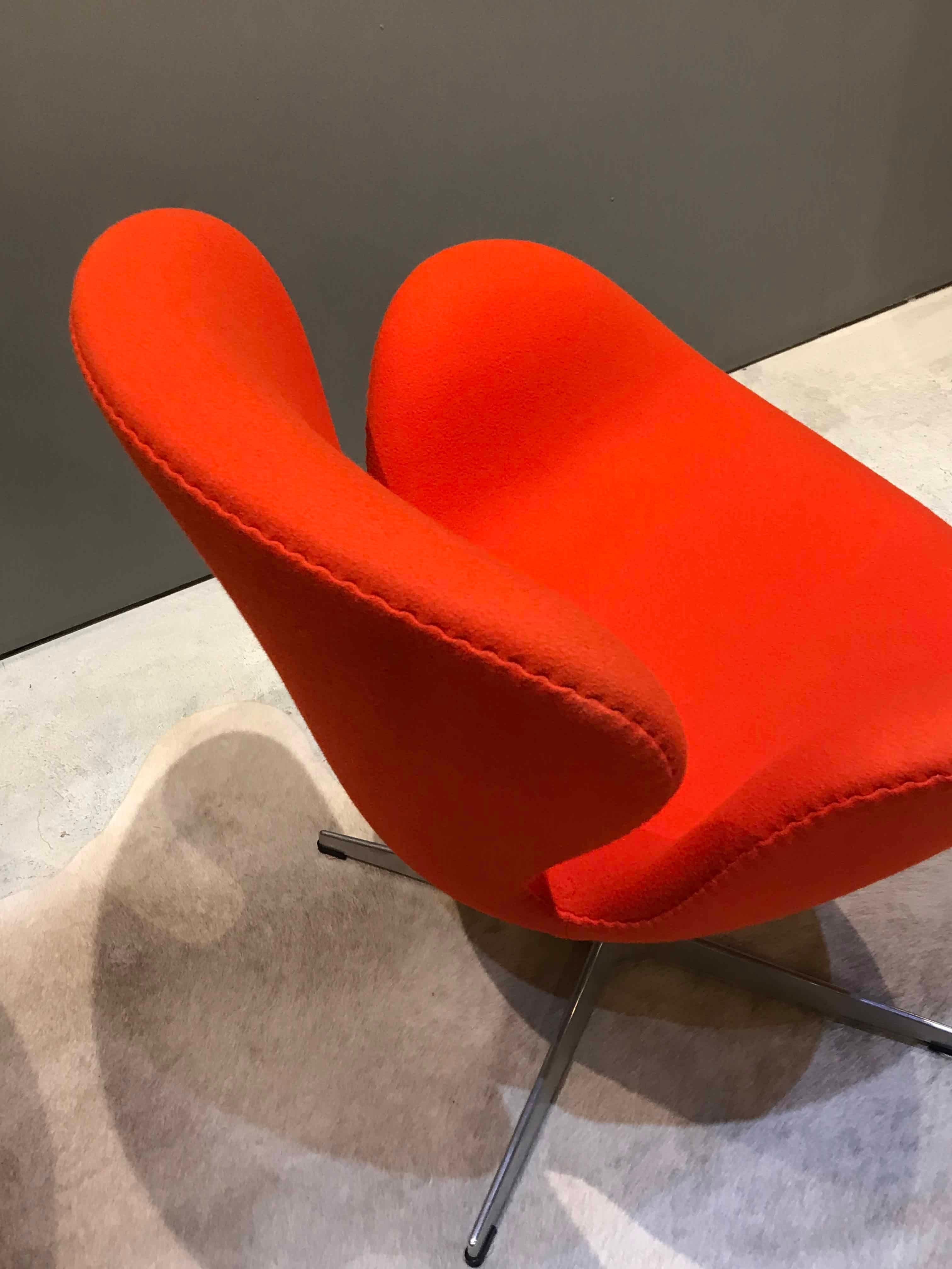 Orange Swan Chairs by Arne Jacobsen for Fritz Hansen In Good Condition In Melbourne, Victoria