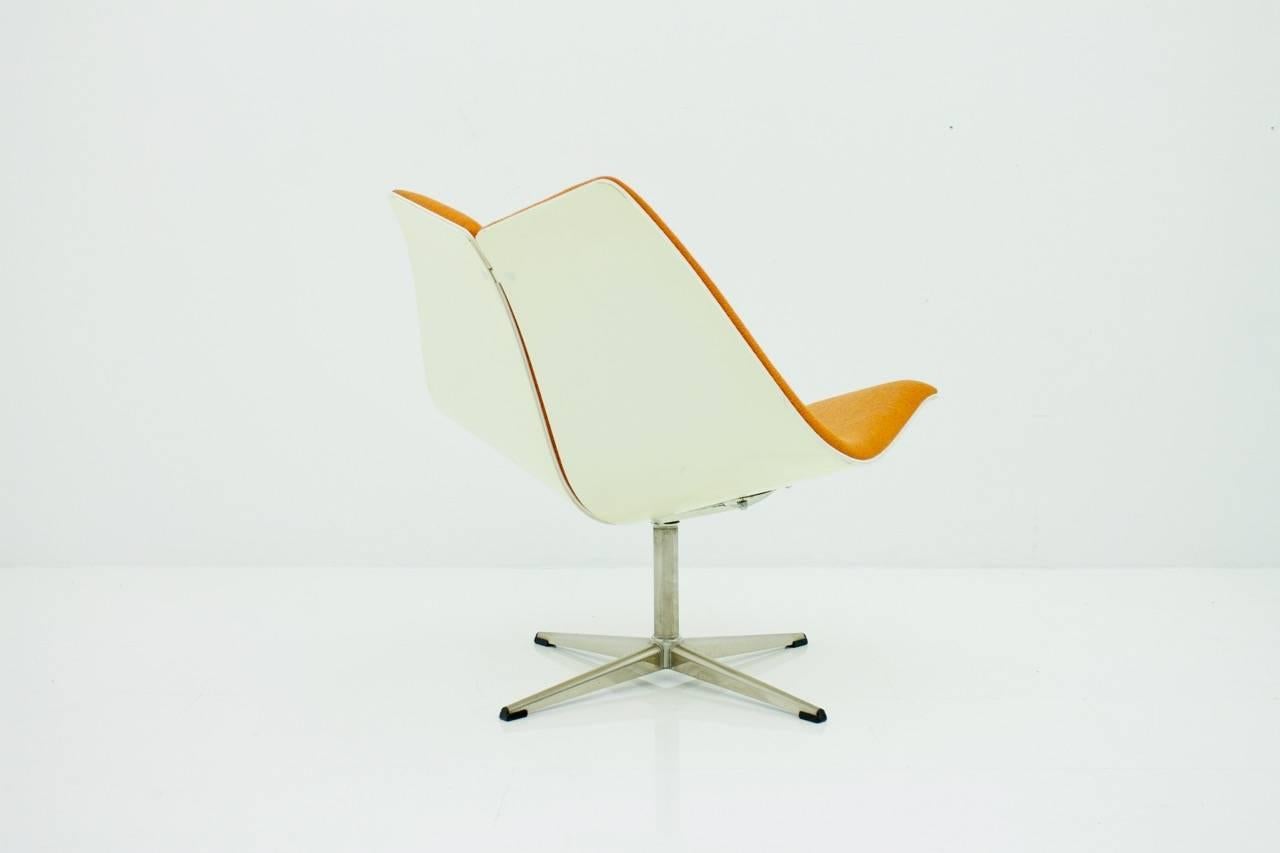 Mid-Century Modern Orange Swivel Chair with Plywood Shell, 1968