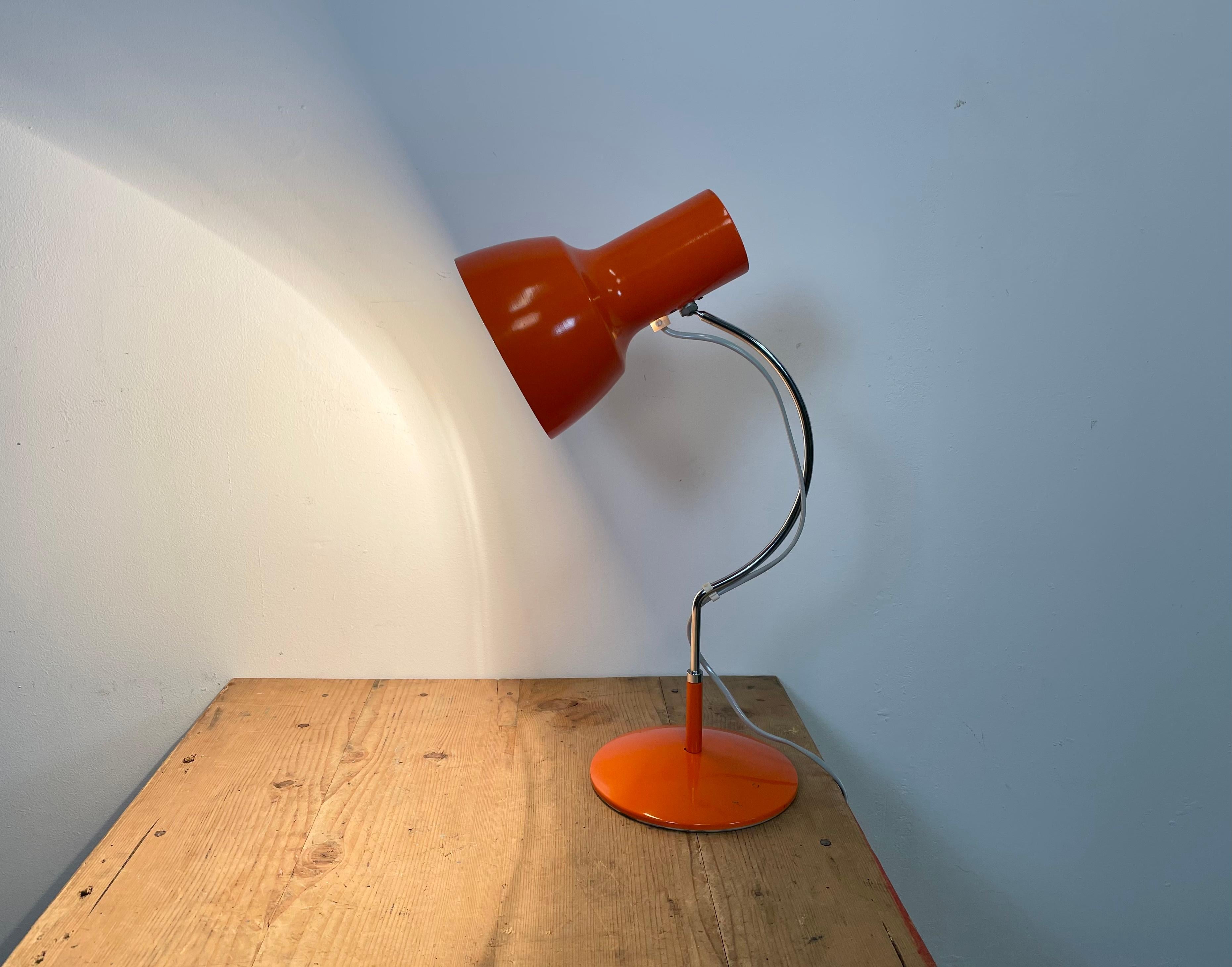 Lampe de bureau orange de Josef Hurka pour Napako, années 1960 en vente 10