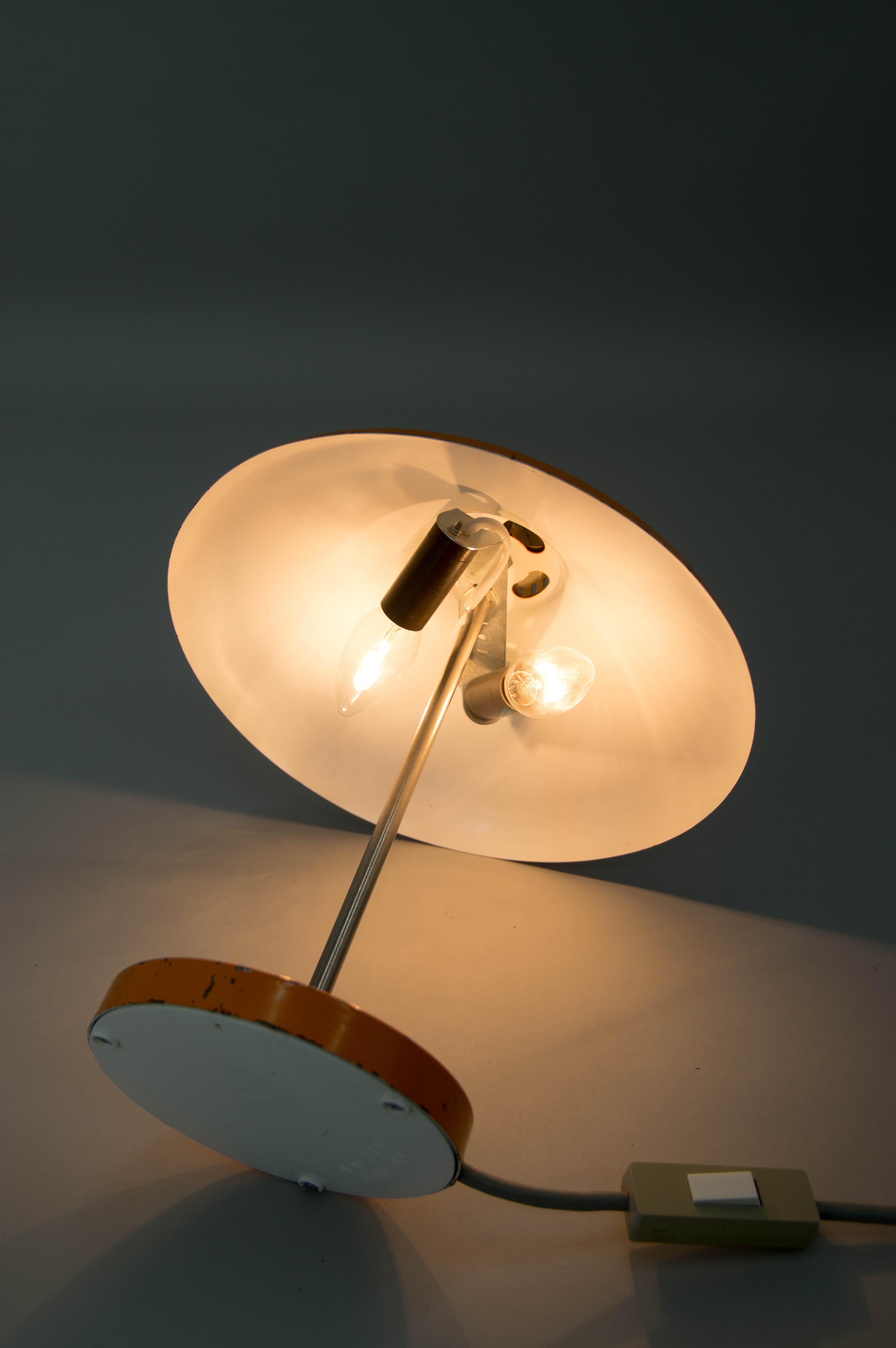 Milieu du XXe siècle Lampe de bureau orange, Allemagne, années 1960 en vente