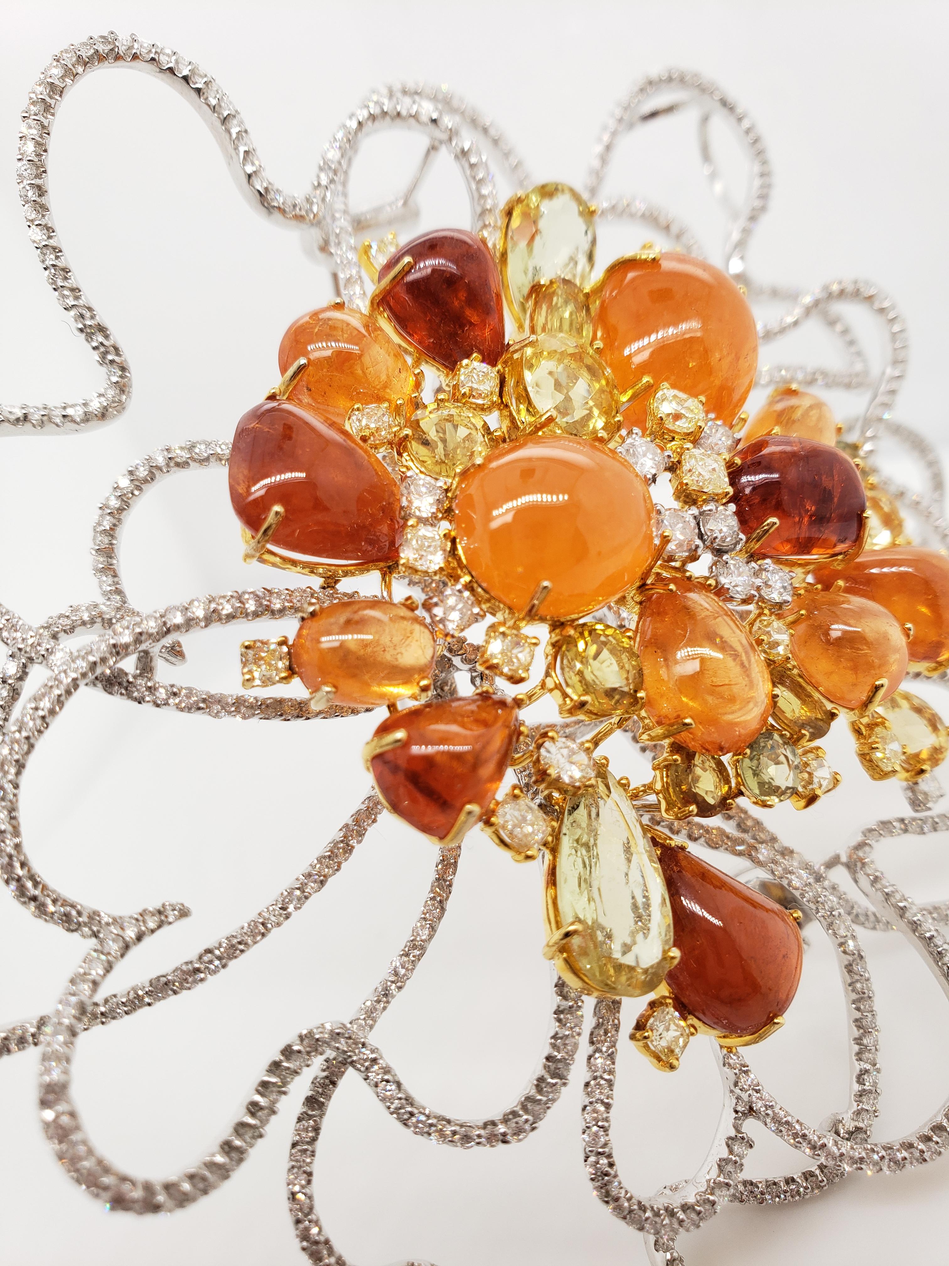 Orange Tourmaline, Hessonite, Garnet, Yellow Sapphire and Diamond Cluster Brooch In Excellent Condition For Sale In New York, NY