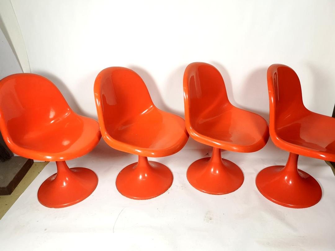 outdoor tulip chairs