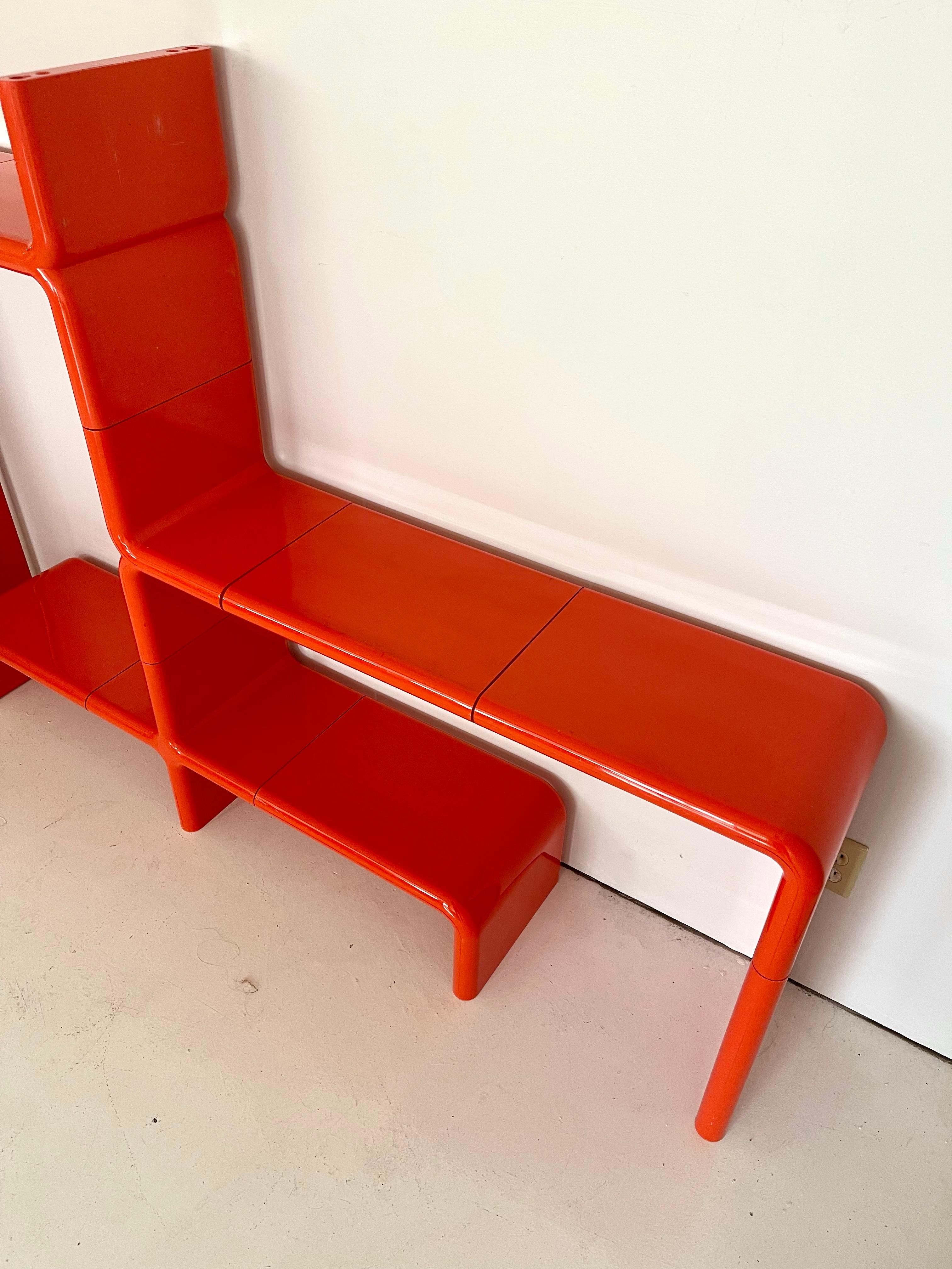 Iconic Umbo modular shelving designed by Kay Leroy Ruggles for Directional, USA 1970s. Strong molded abs plastic in multiple shapes to facilitate endless modularity. Connected using Leroy’s custom designed pegs. Includes 1 additional 16” long flat