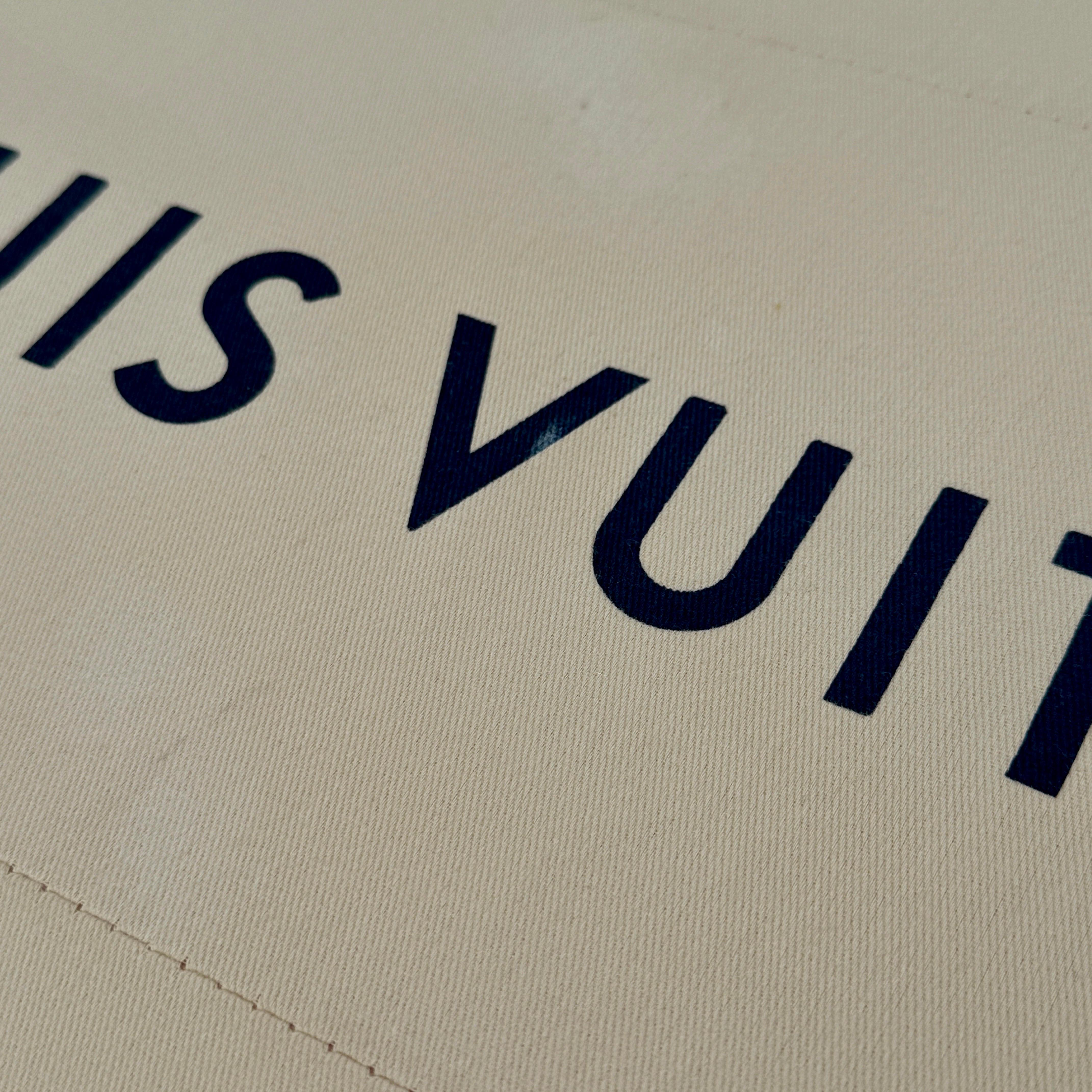 Gepolsterte Bank mit Louis Vuitton-Taschenstoff in Orange im Angebot 4