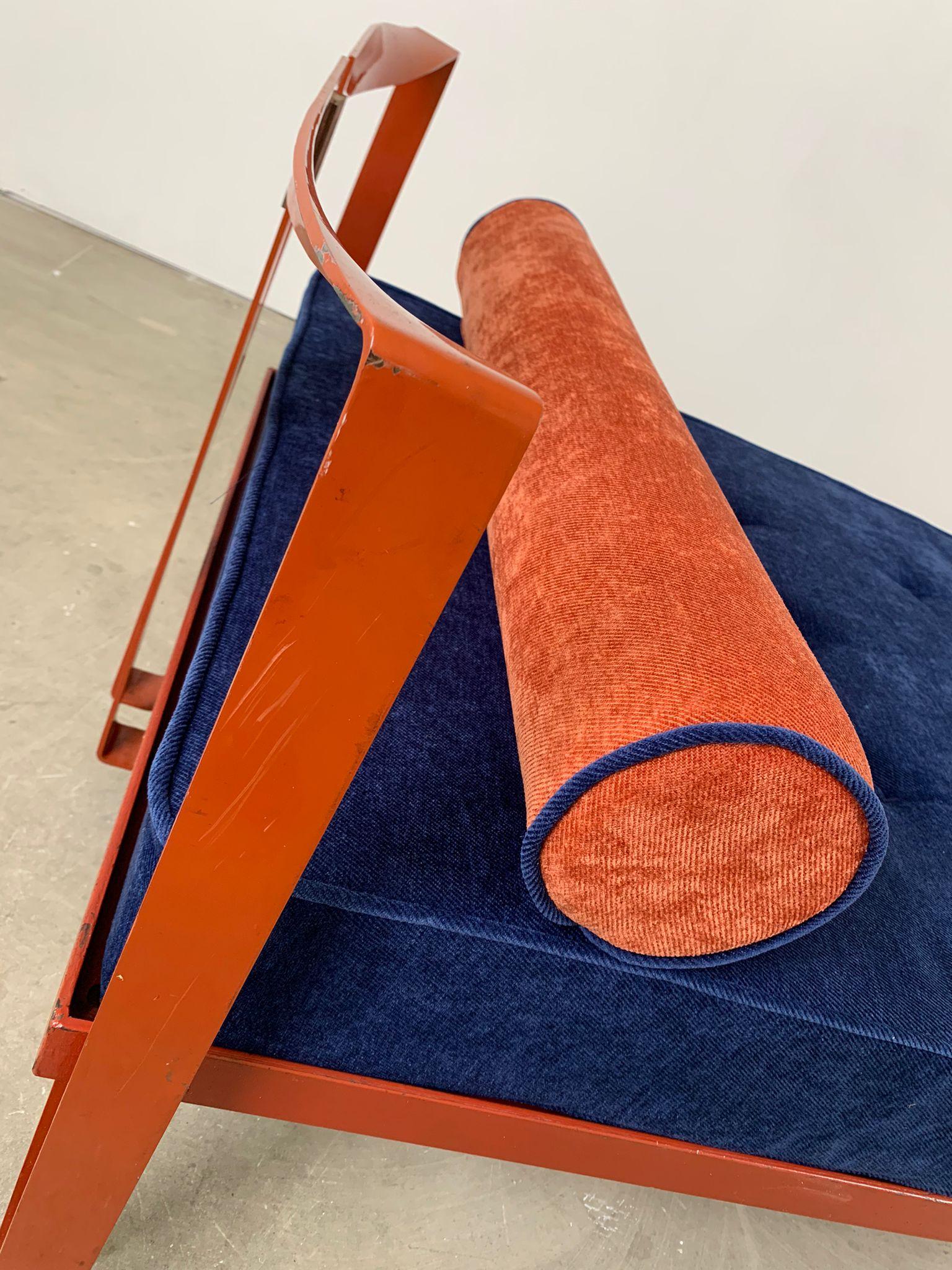 Cama individual Vanessa naranja de Tobia Scarpa para Simon, Italia, años 60 en Bueno estado para la venta en Milano, IT