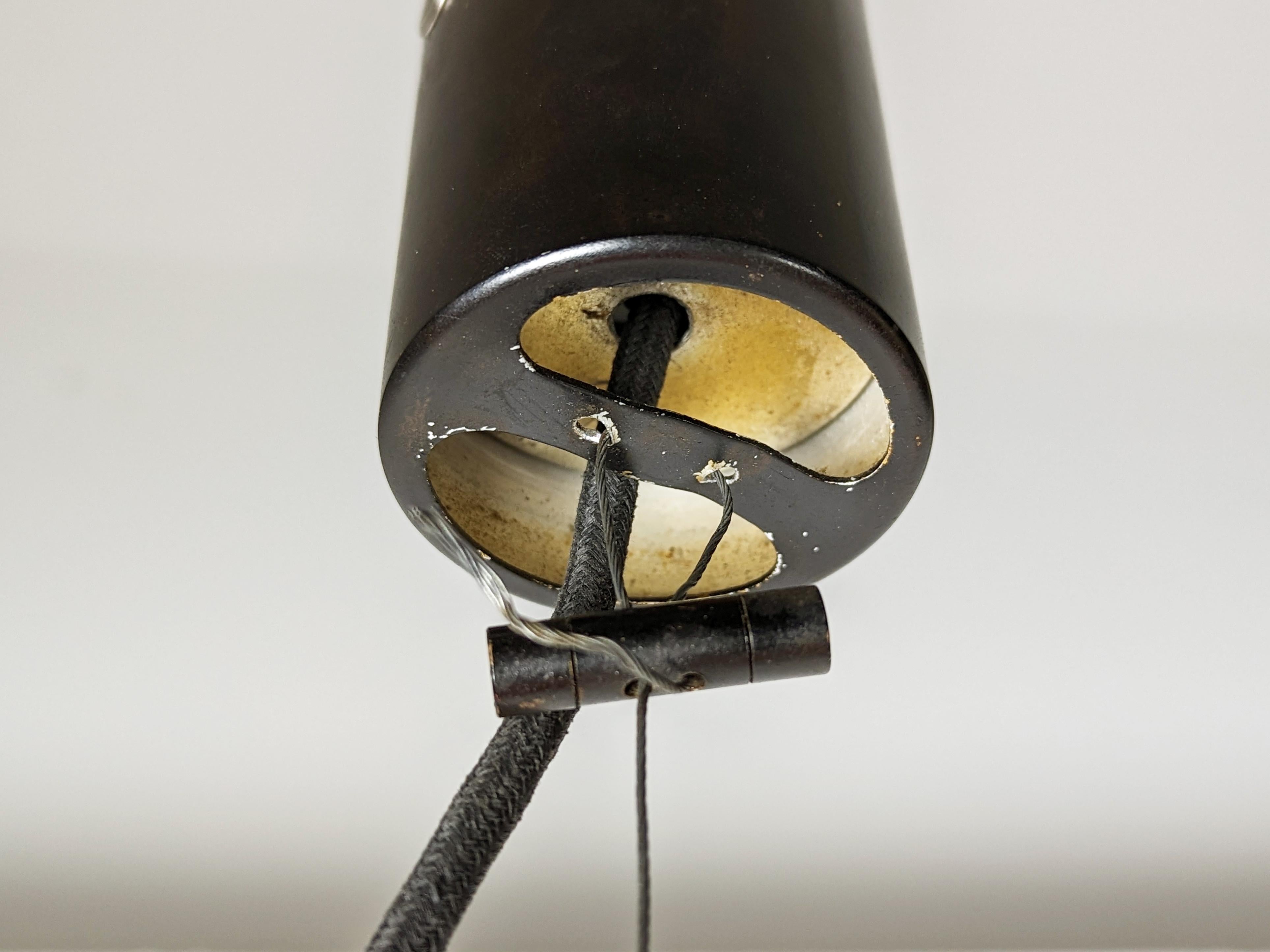 Orange & white incamiciato Murano Glass Pendant Lamp  attrib. to Vistosi For Sale 3