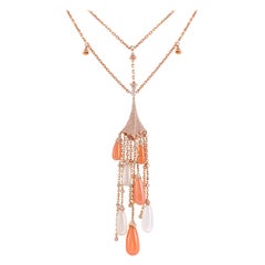 Collana con pietra di luna bianca e arancione di Sunita Nahata in 18KRG con diamante