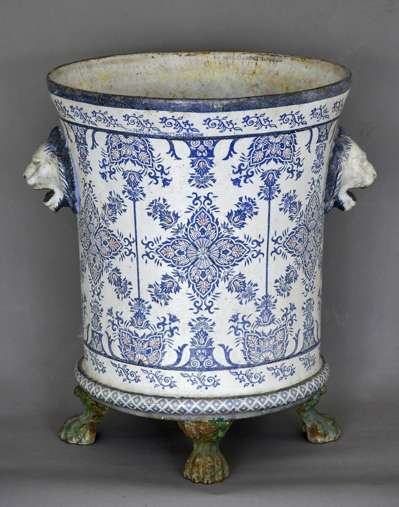 Orangery vase by CH. Paris C. Bourget pres PARIS Seine 19th century enamel iron
Orangery vase, Paris, enamel on iron, signed by CH. Paris C. Bourget pres PARIS Seine 19th century.