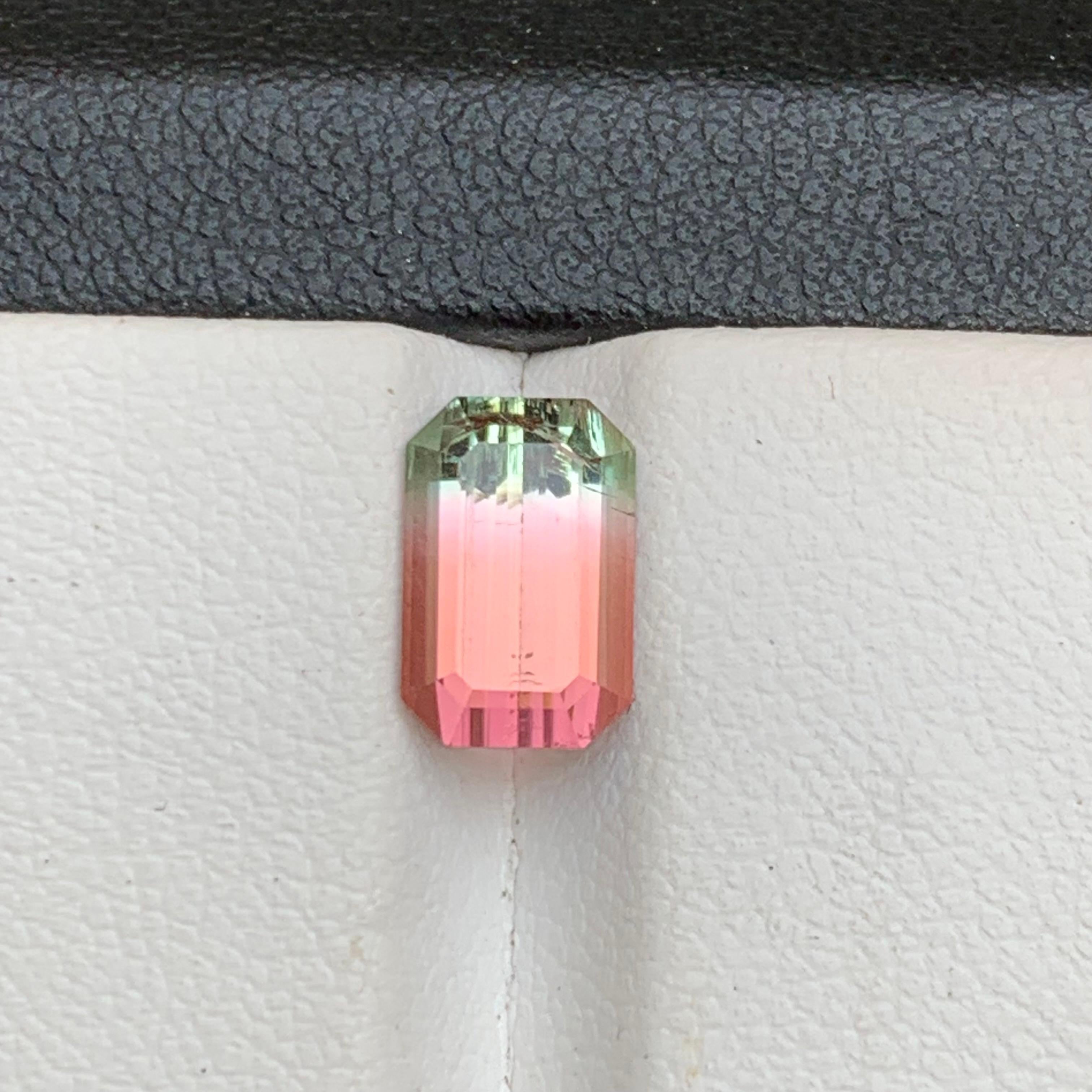 Bague en tourmaline naturelle bicolore rose orangé, pierre précieuse non sertie de 2,35 carats, taille émeraude en vente 8