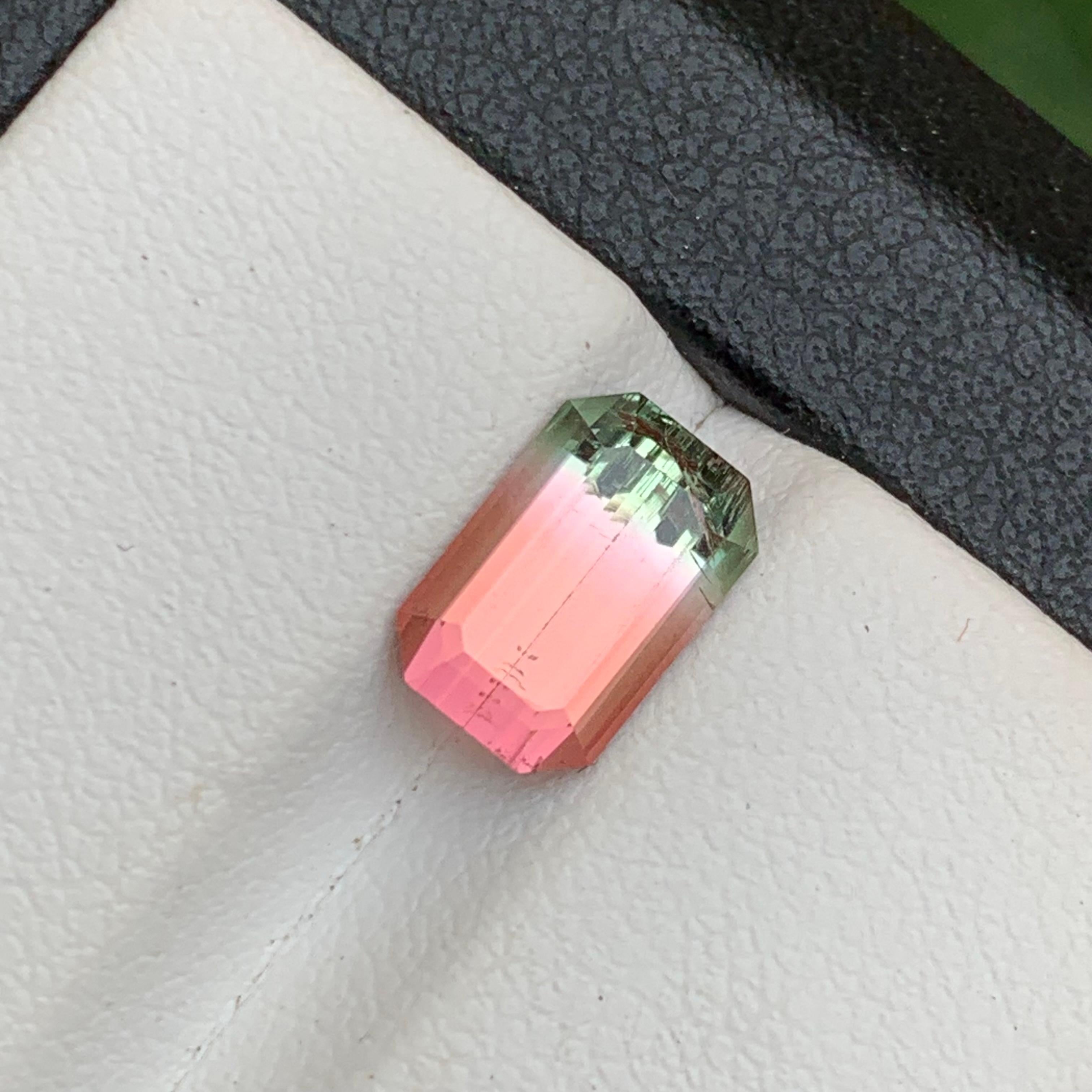 Bague en tourmaline naturelle bicolore rose orangé, pierre précieuse non sertie de 2,35 carats, taille émeraude Neuf - En vente à Peshawar, PK