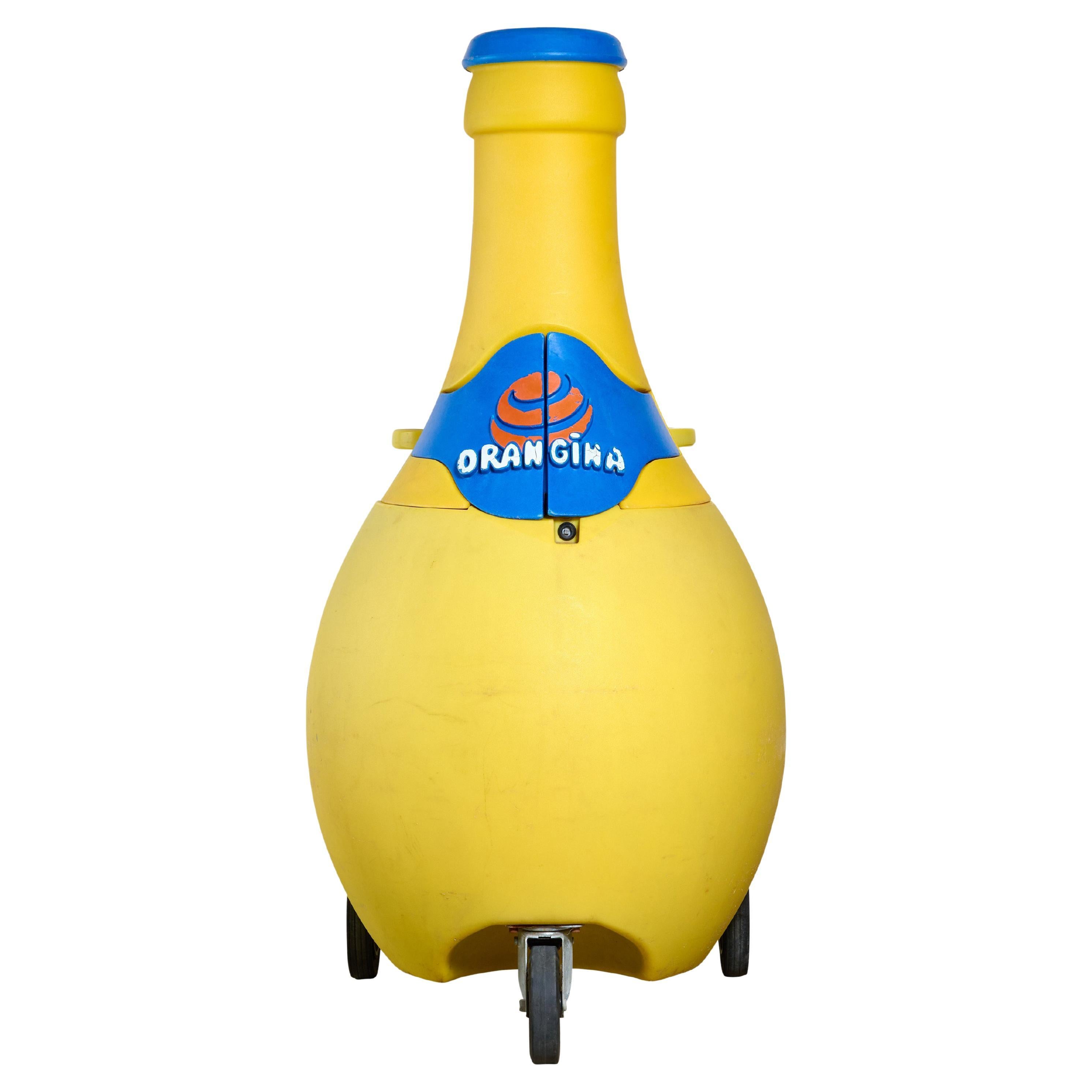 Rafraîchisseur Orangina sur roues